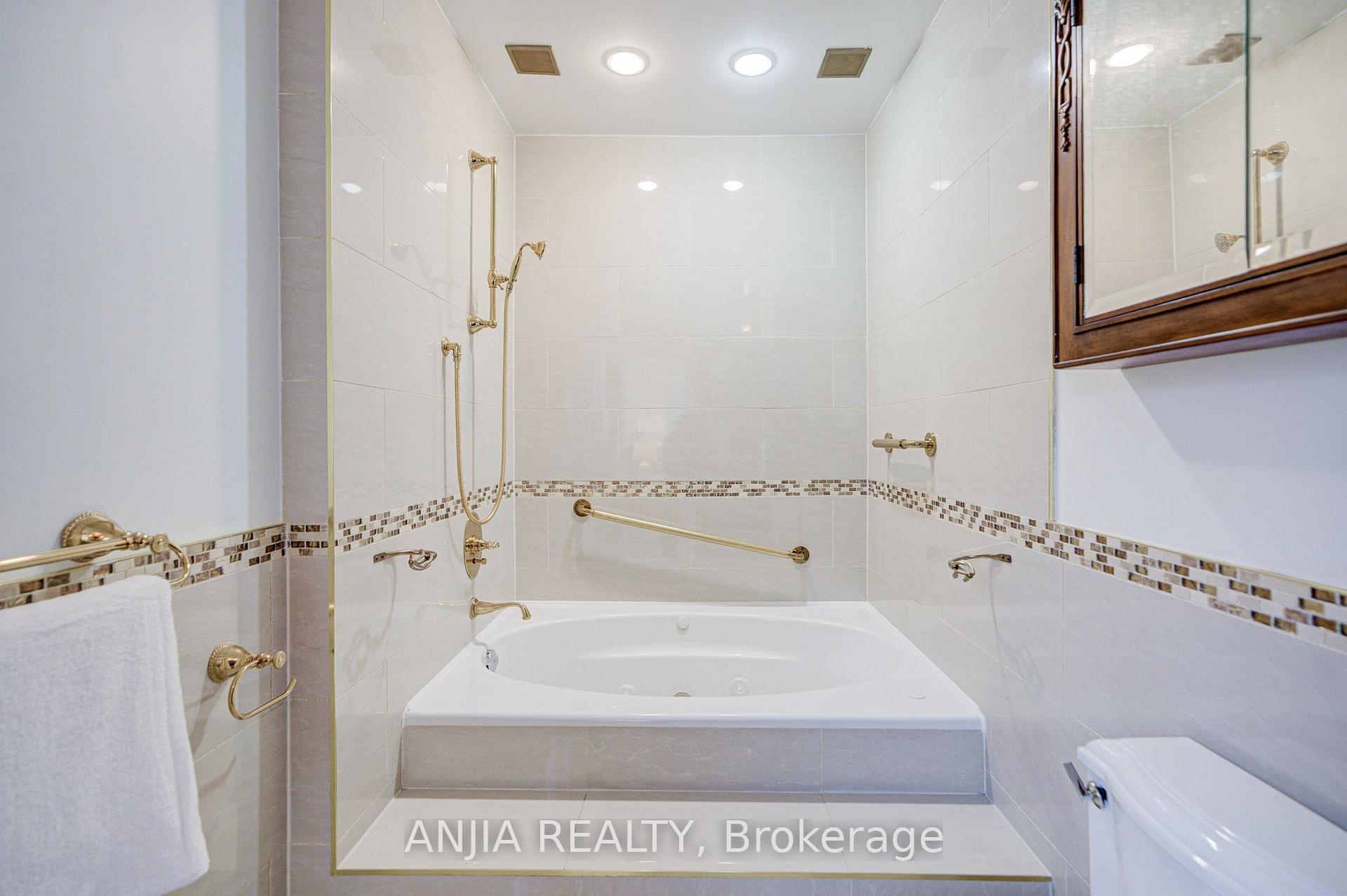 Photo 30 of 3 Mossbrook Crescent, Scarborough, Steeles — HOMEH