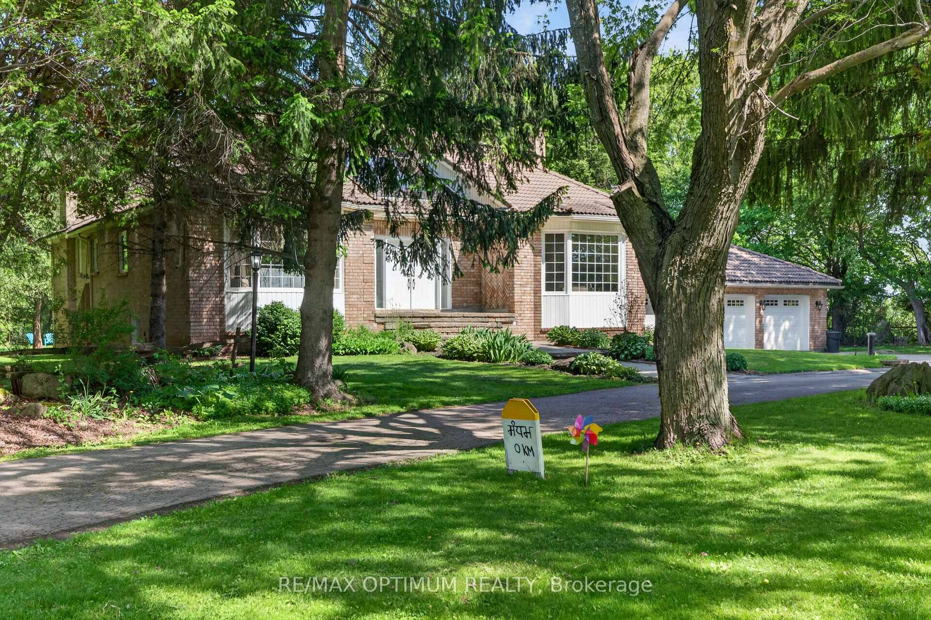 Photo 3 of 529 Campbellville Road, Hamilton, Rural Flamborough — HOMEH