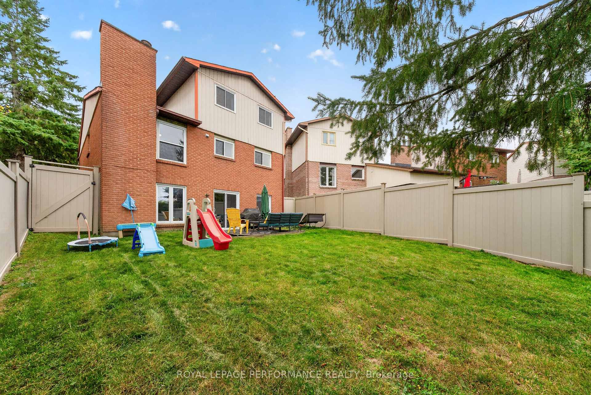Photo 40 of 38 Naismith Crescent, Ottawa, Kanata - Katimavik — HOMEH