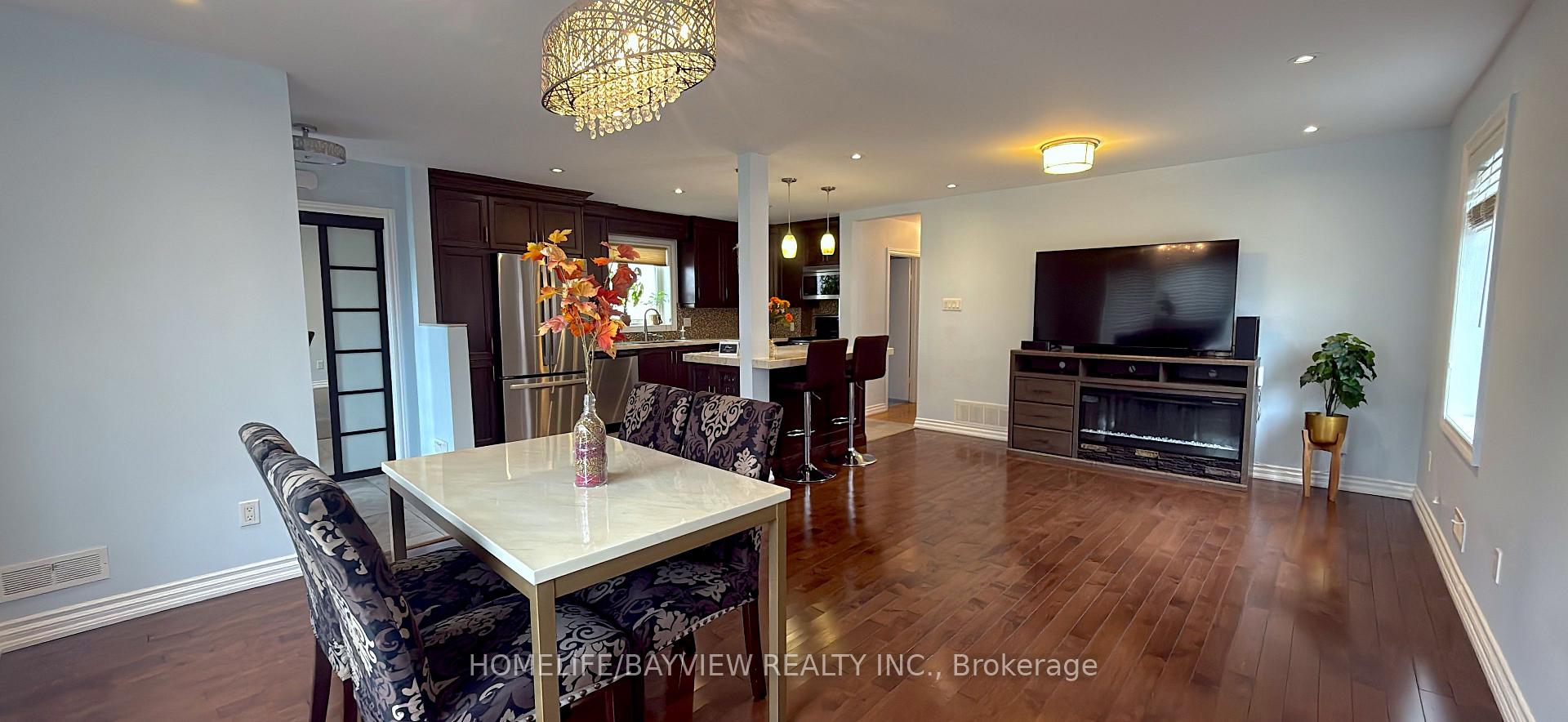 Photo 8 of 503 Evans Avenue, Etobicoke, Alderwood — HOMEH