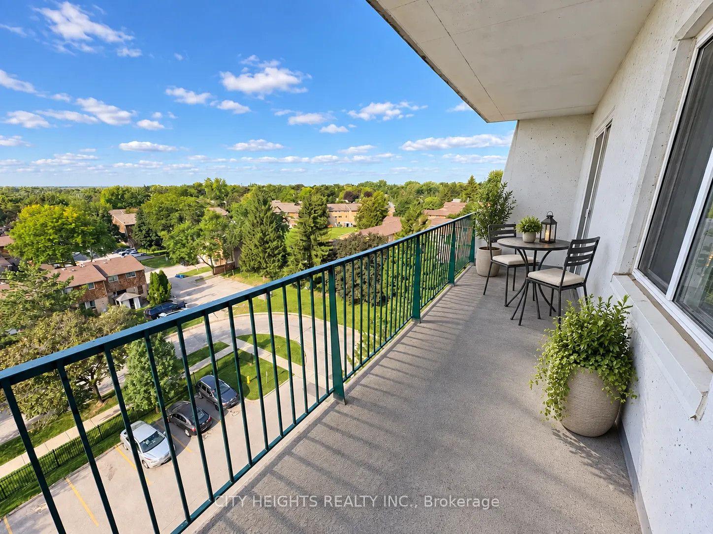 Photo 8 of Unit 708, 986 Huron Street, London, East A — HOMEH