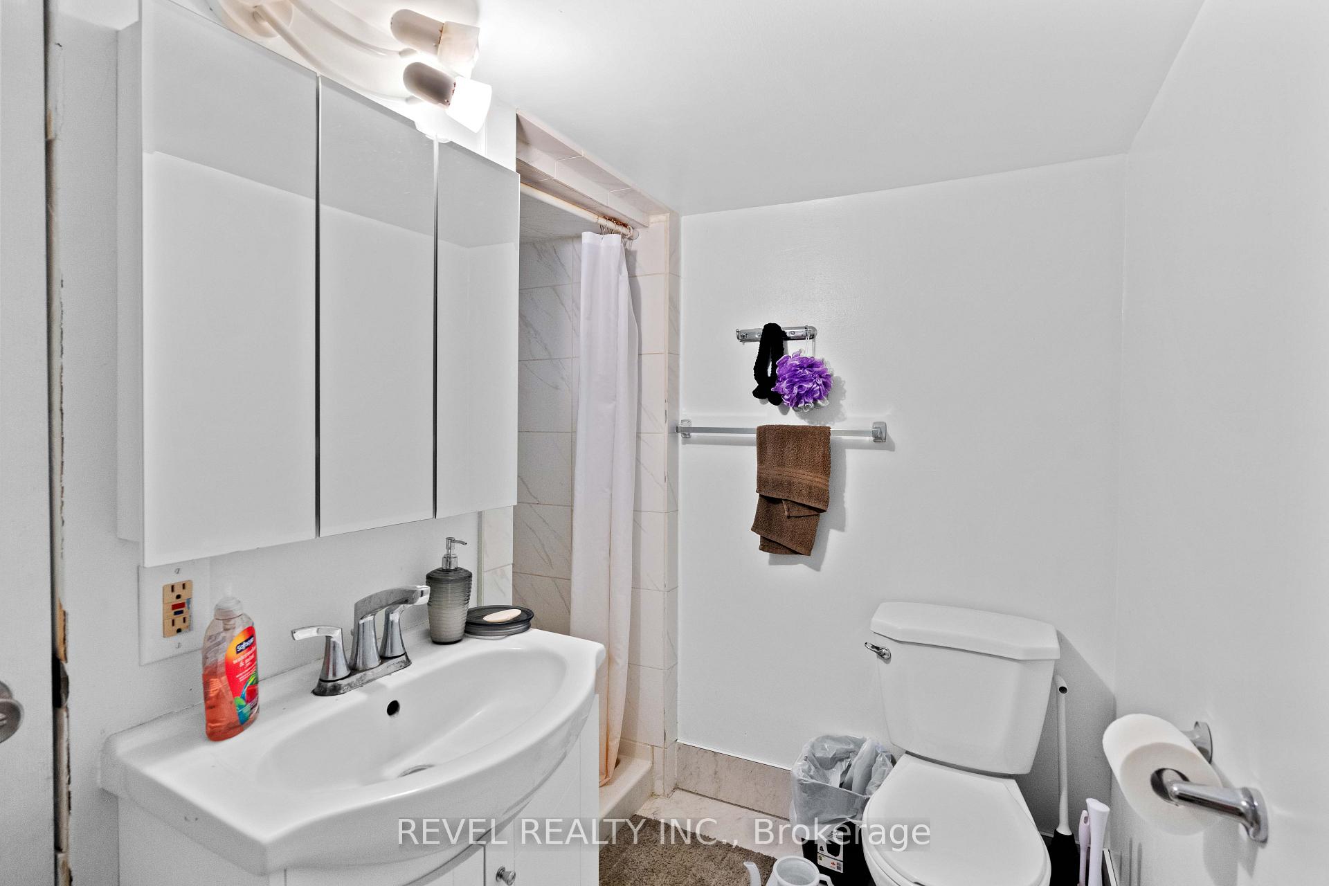 Photo 18 of 33 Cline Avenue N, Hamilton, Westdale — HOMEH