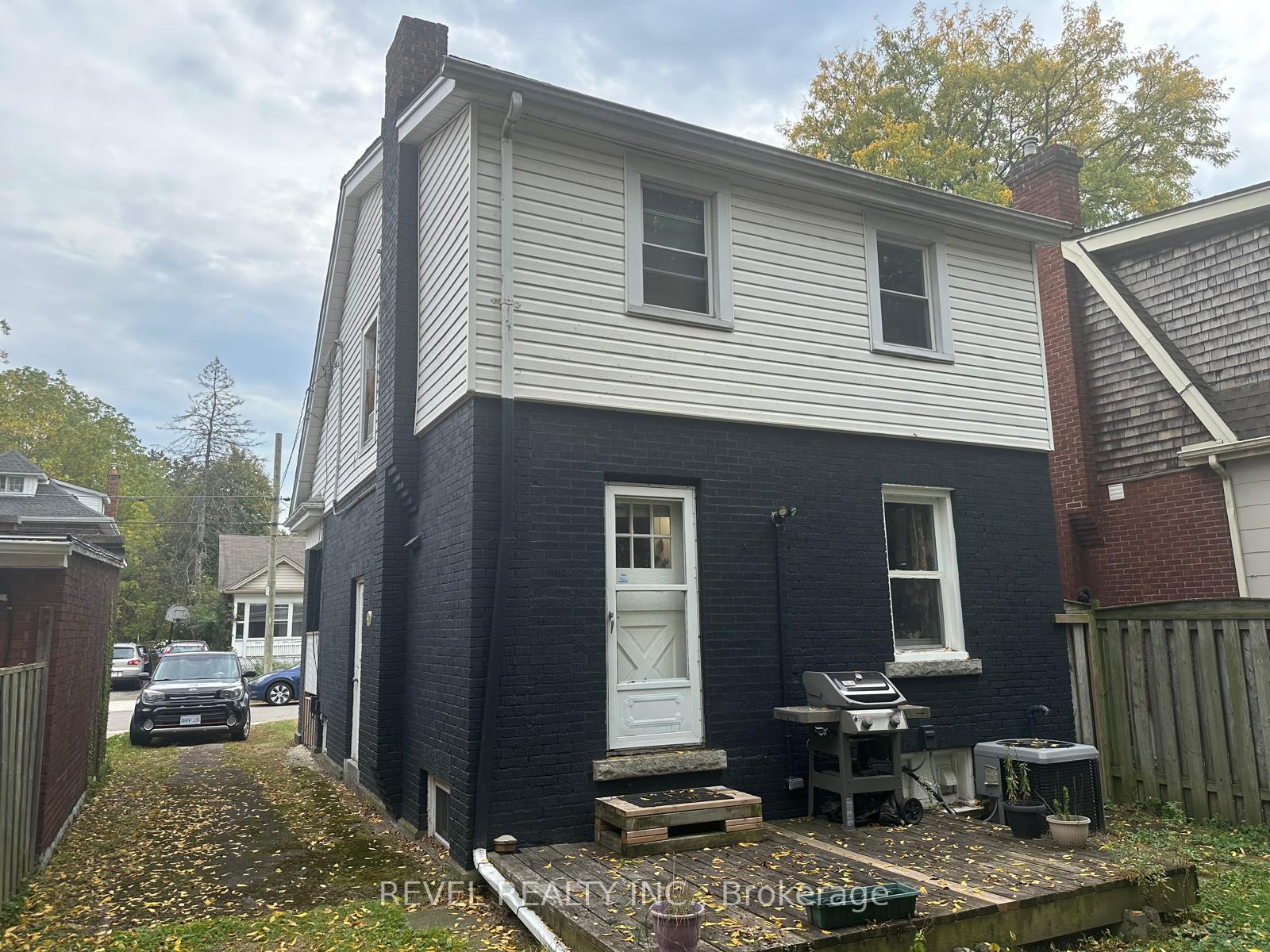 Photo 22 of 33 Cline Avenue N, Hamilton, Westdale — HOMEH