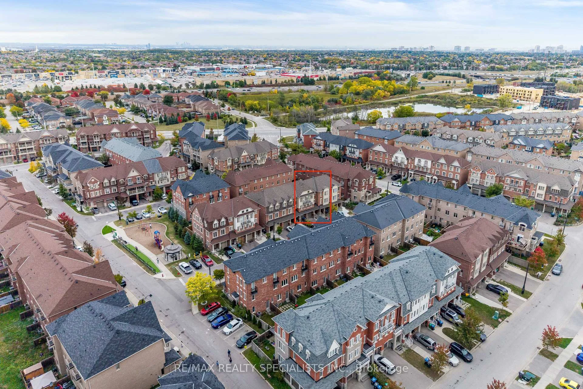 Photo 21 of 7 Hobart Gardens, Brampton, Heart Lake East — HOMEH
