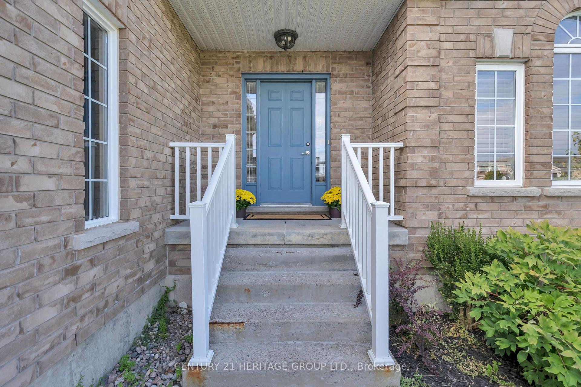 Photo 4 of 45 Whitfield Crescent, Springwater, Elmvale — HOMEH
