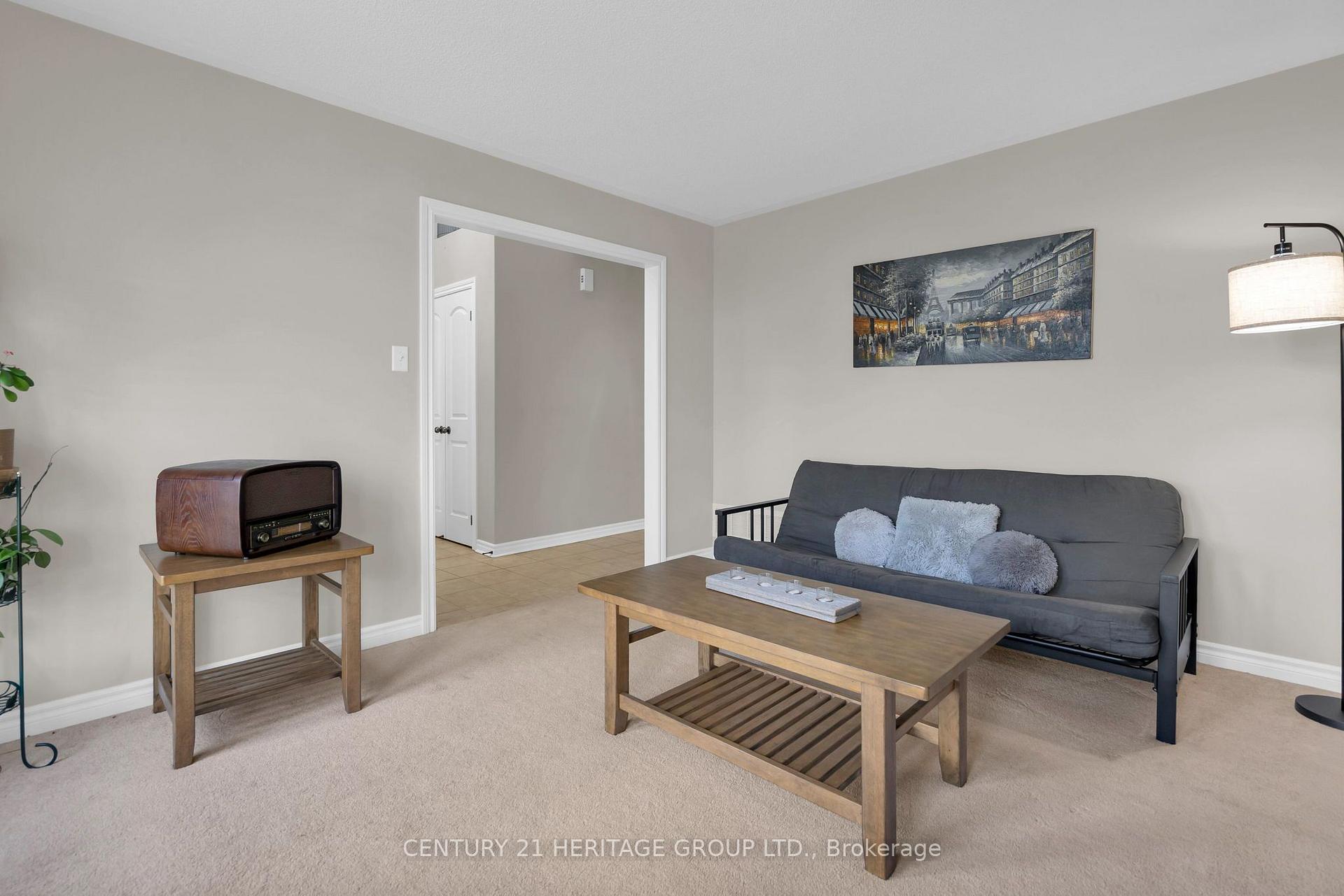 Photo 8 of 45 Whitfield Crescent, Springwater, Elmvale — HOMEH