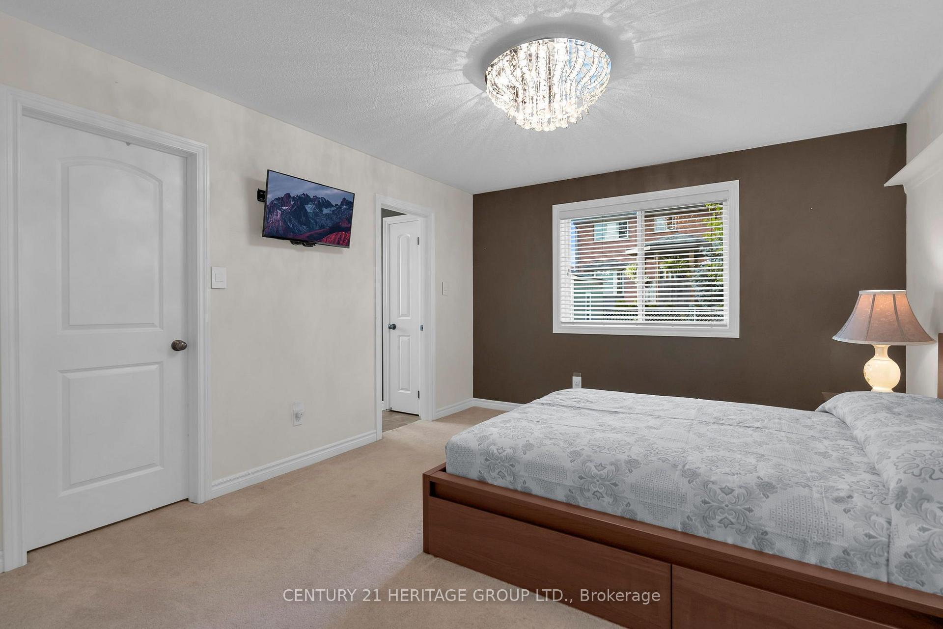 Photo 22 of 45 Whitfield Crescent, Springwater, Elmvale — HOMEH