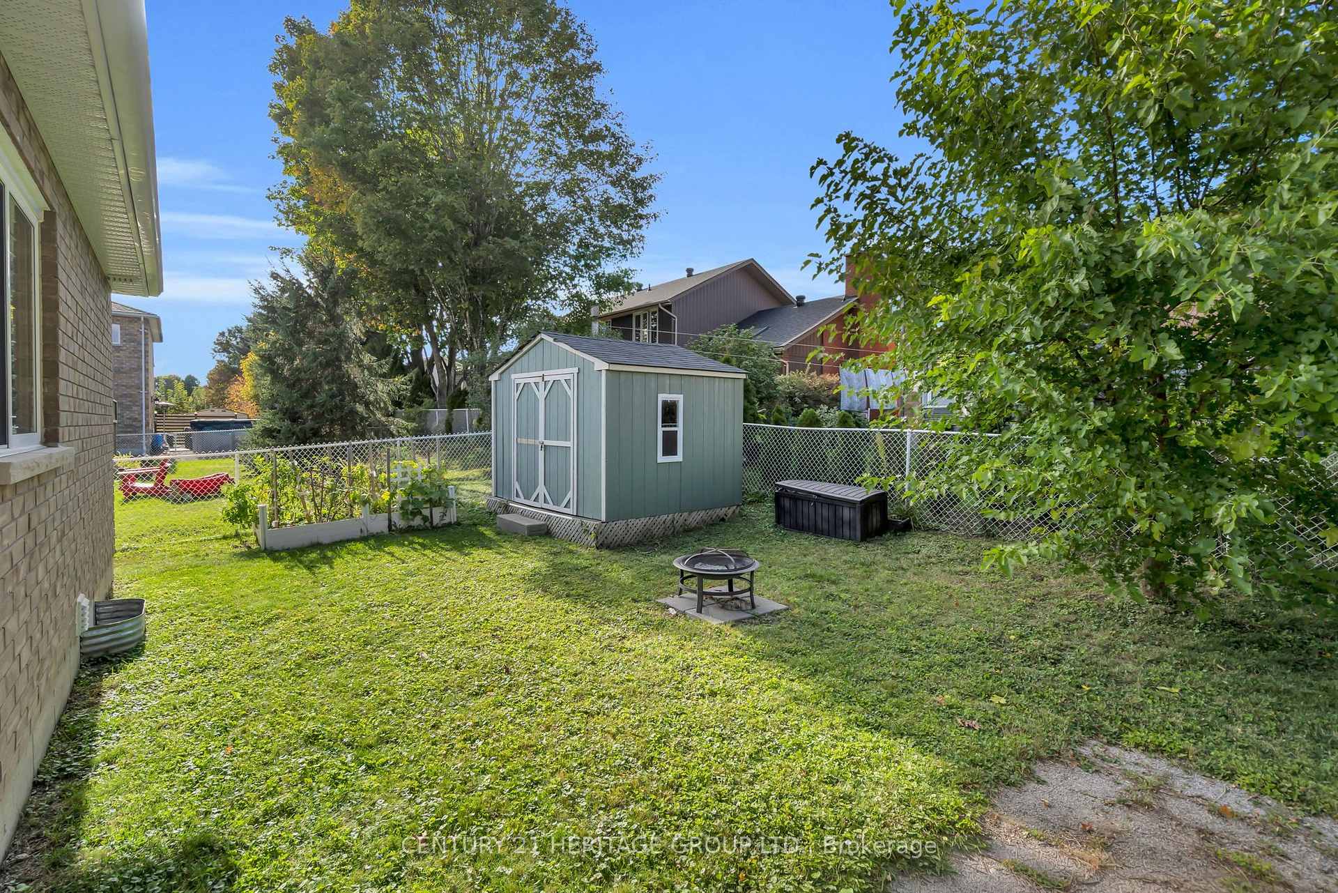 Photo 36 of 45 Whitfield Crescent, Springwater, Elmvale — HOMEH