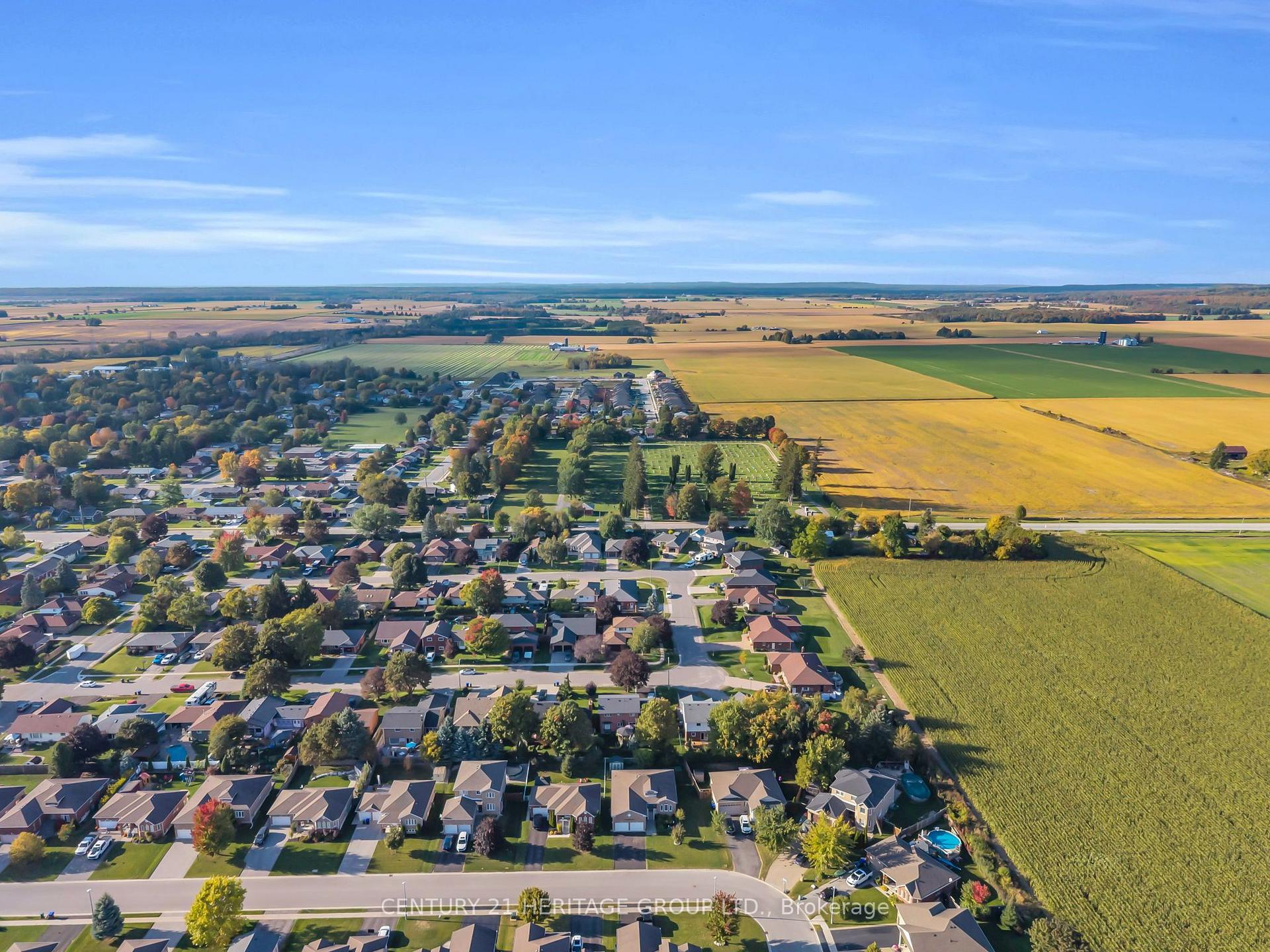 Photo 40 of 45 Whitfield Crescent, Springwater, Elmvale — HOMEH