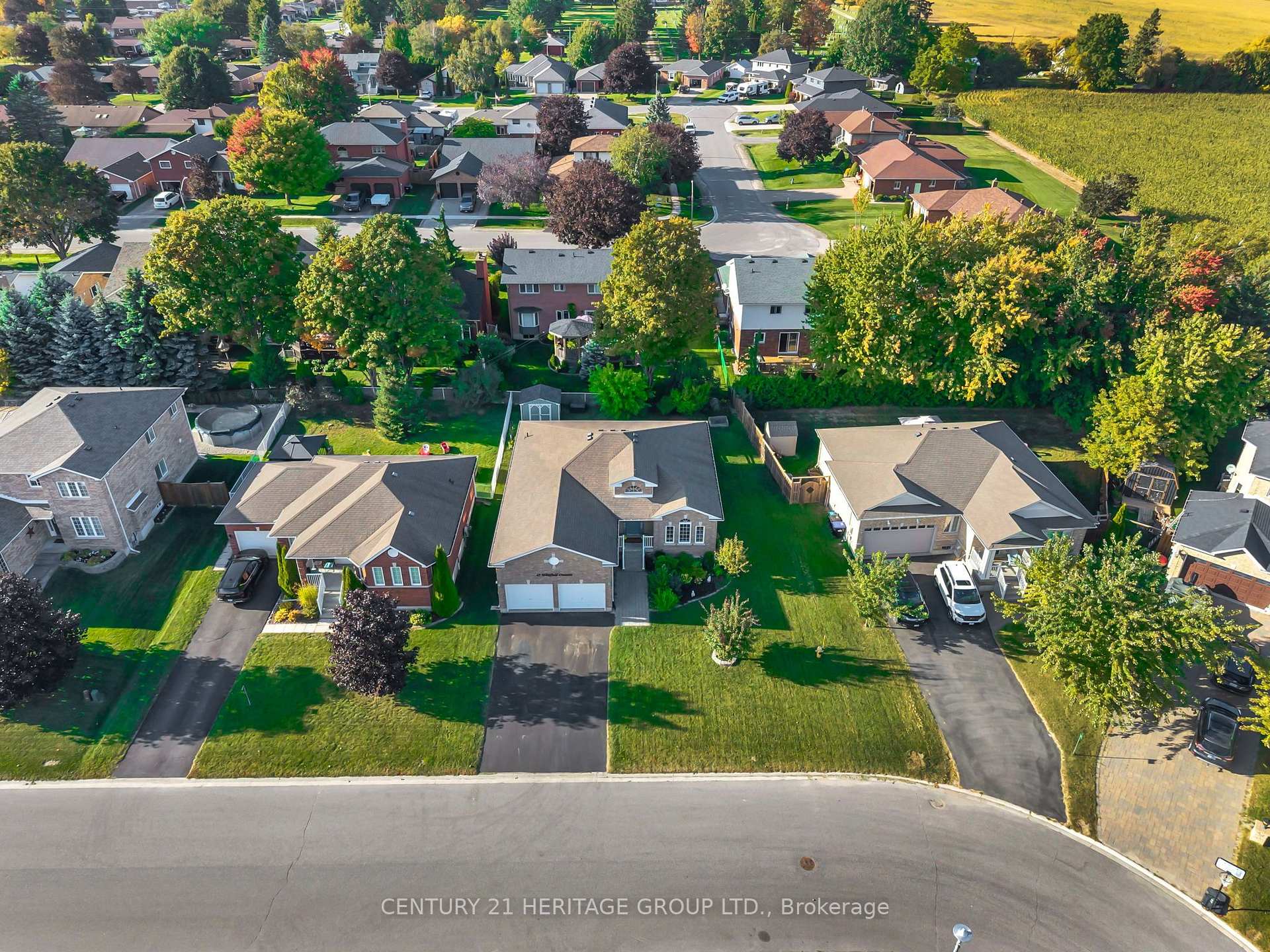 Photo 42 of 45 Whitfield Crescent, Springwater, Elmvale — HOMEH