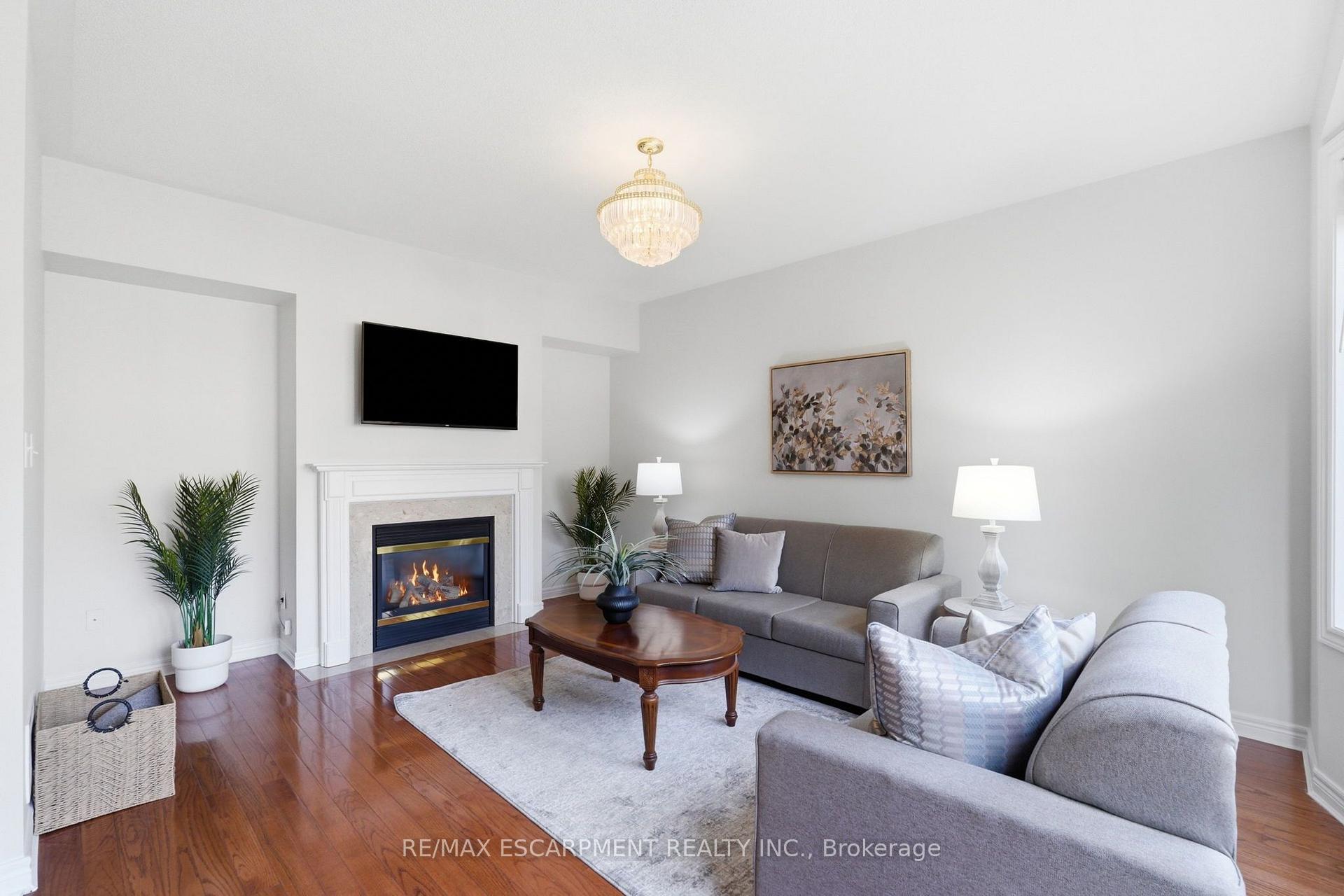 Photo 18 of 2241 Glazebrook Circle, Oakville, Westmount — HOMEH