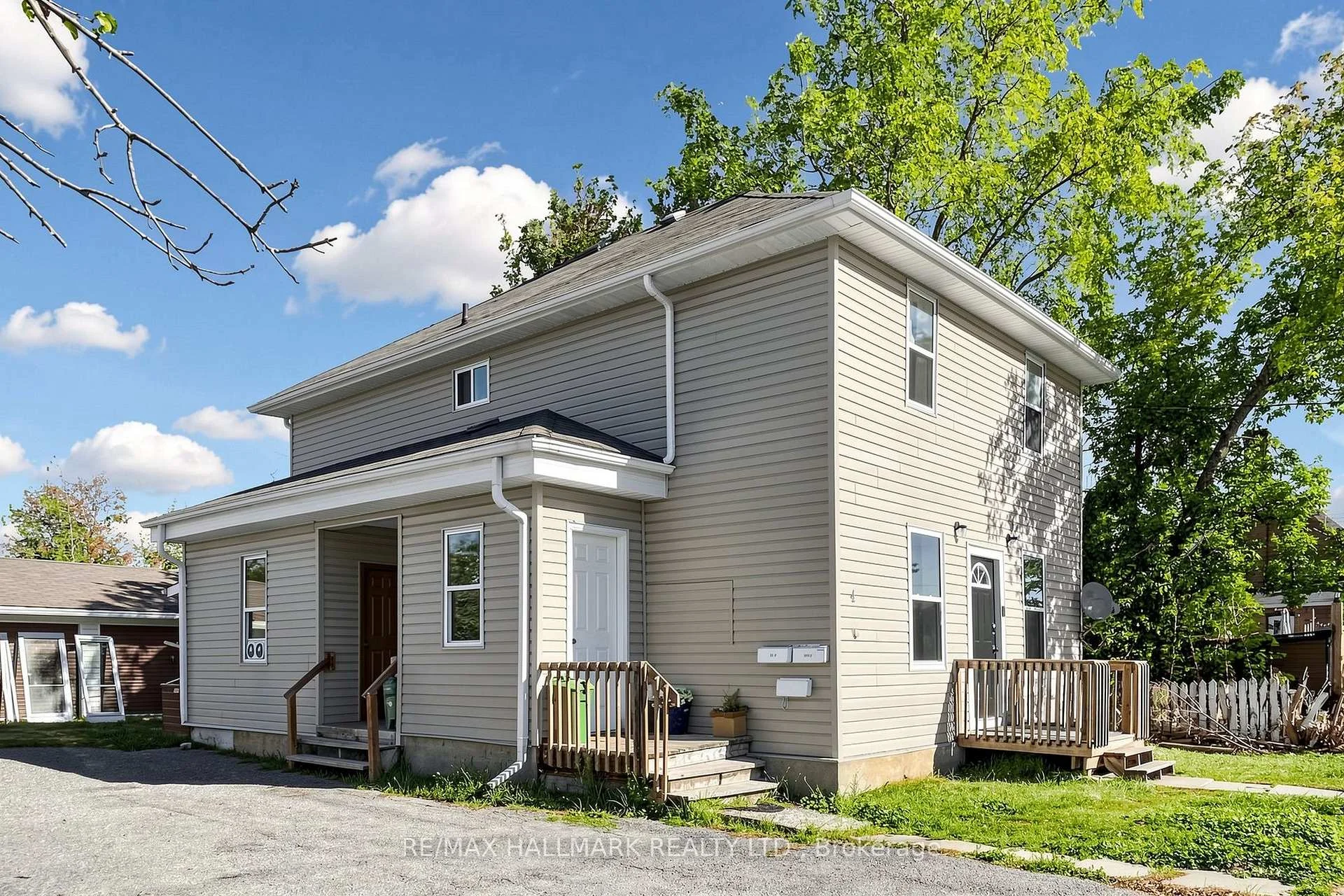 Photo 5 of 4 Mary Street, Kawartha Lakes, Lindsay — HOMEH