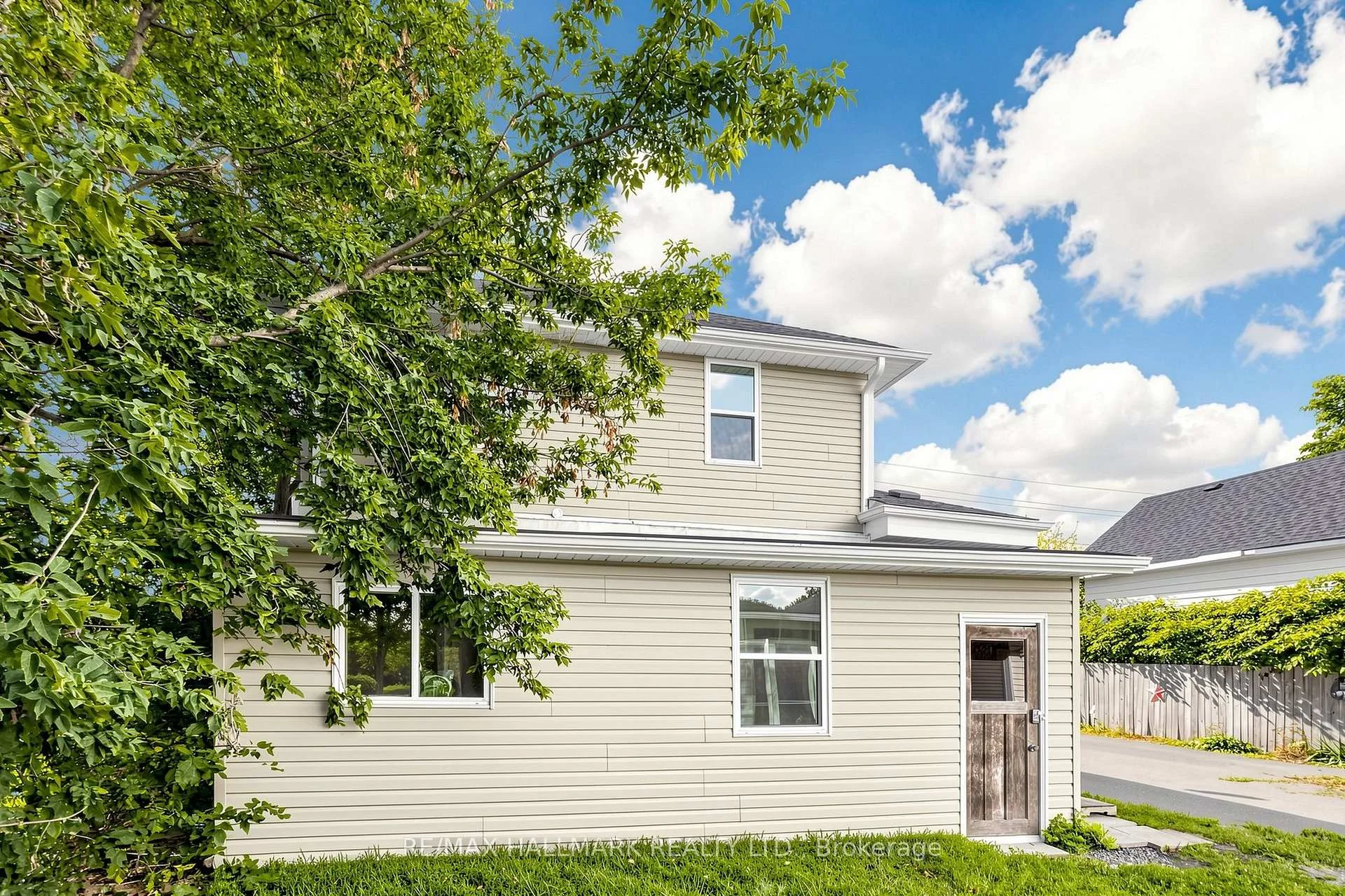 Photo 28 of 4 Mary Street, Kawartha Lakes, Lindsay — HOMEH