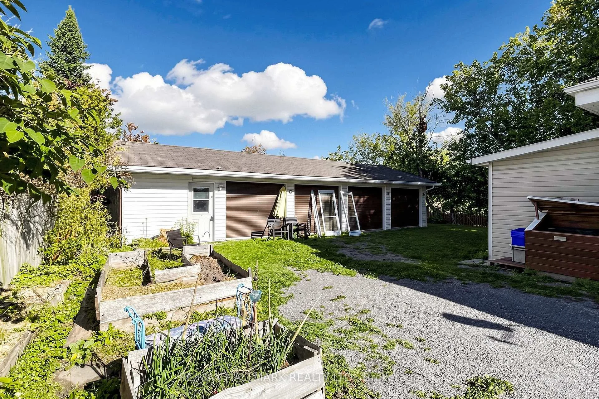 Photo 34 of 4 Mary Street, Kawartha Lakes, Lindsay — HOMEH