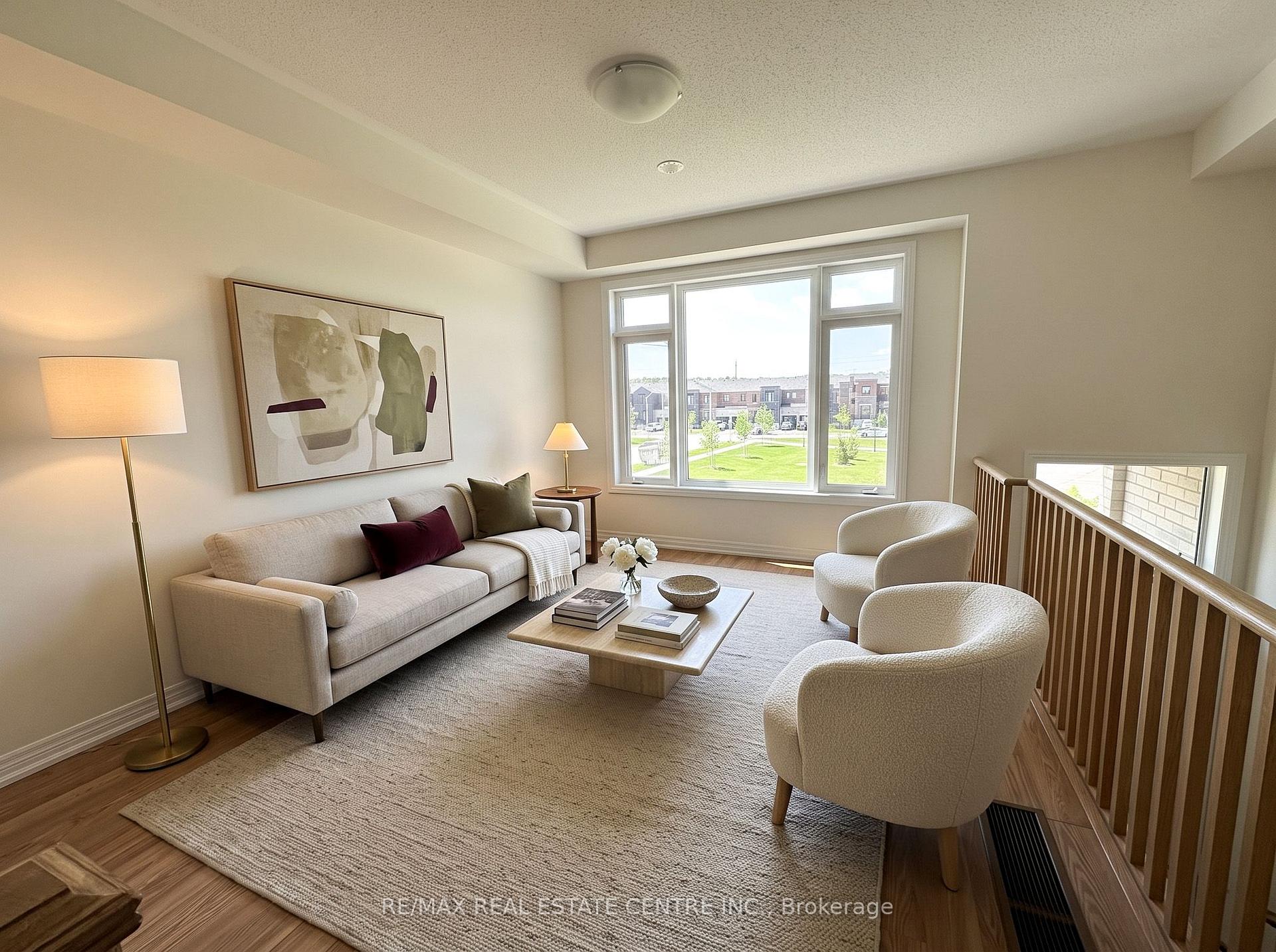 Photo 4 of 5 Cherry Hill Lane, Barrie, Painswick South — HOMEH