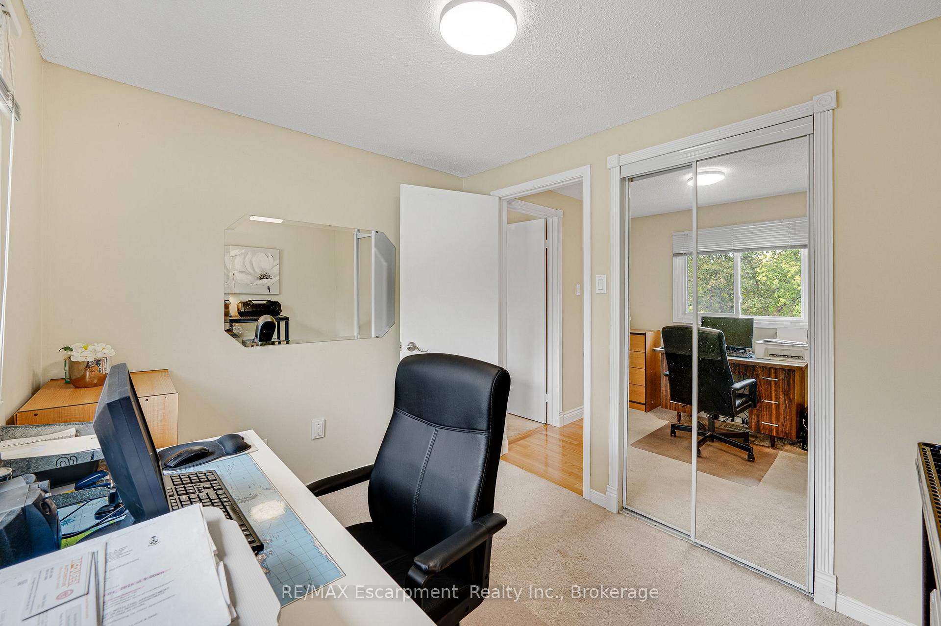 Photo 21 of 166 Martindale Crescent, Brampton, Brampton West — HOMEH