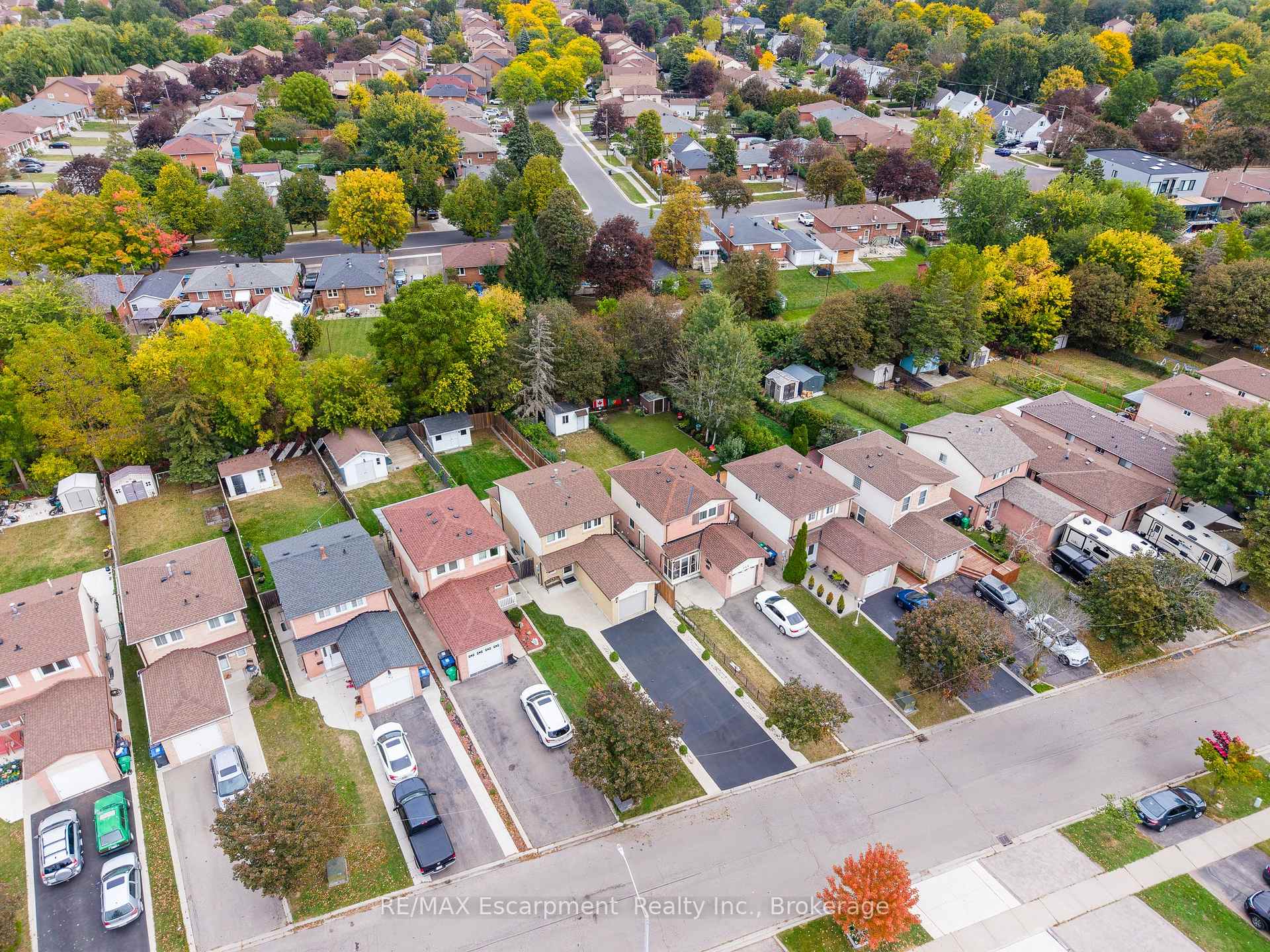 Photo 34 of 166 Martindale Crescent, Brampton, Brampton West — HOMEH