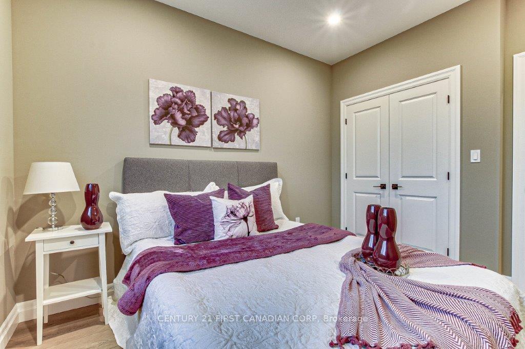 Photo 20 of 163 Elgin Avenue E, Goderich, Goderich (Town) — HOMEH