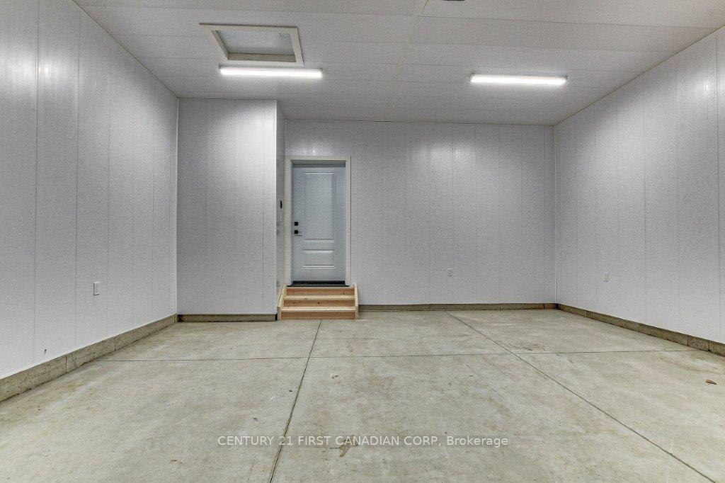Photo 22 of 163 Elgin Avenue E, Goderich, Goderich (Town) — HOMEH