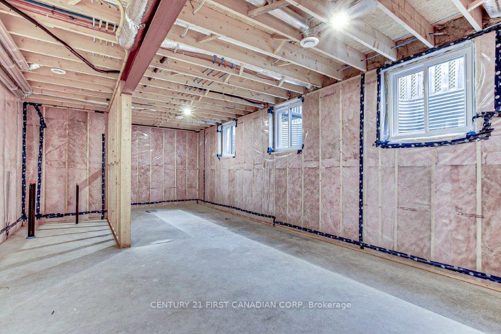Photo 25 of 163 Elgin Avenue E, Goderich, Goderich (Town) — HOMEH