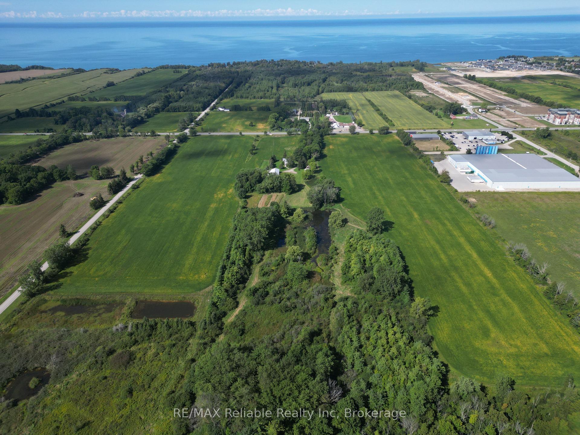 Photo 5 of 79888 Bluewater Highway, Central Huron, Goderich — HOMEH