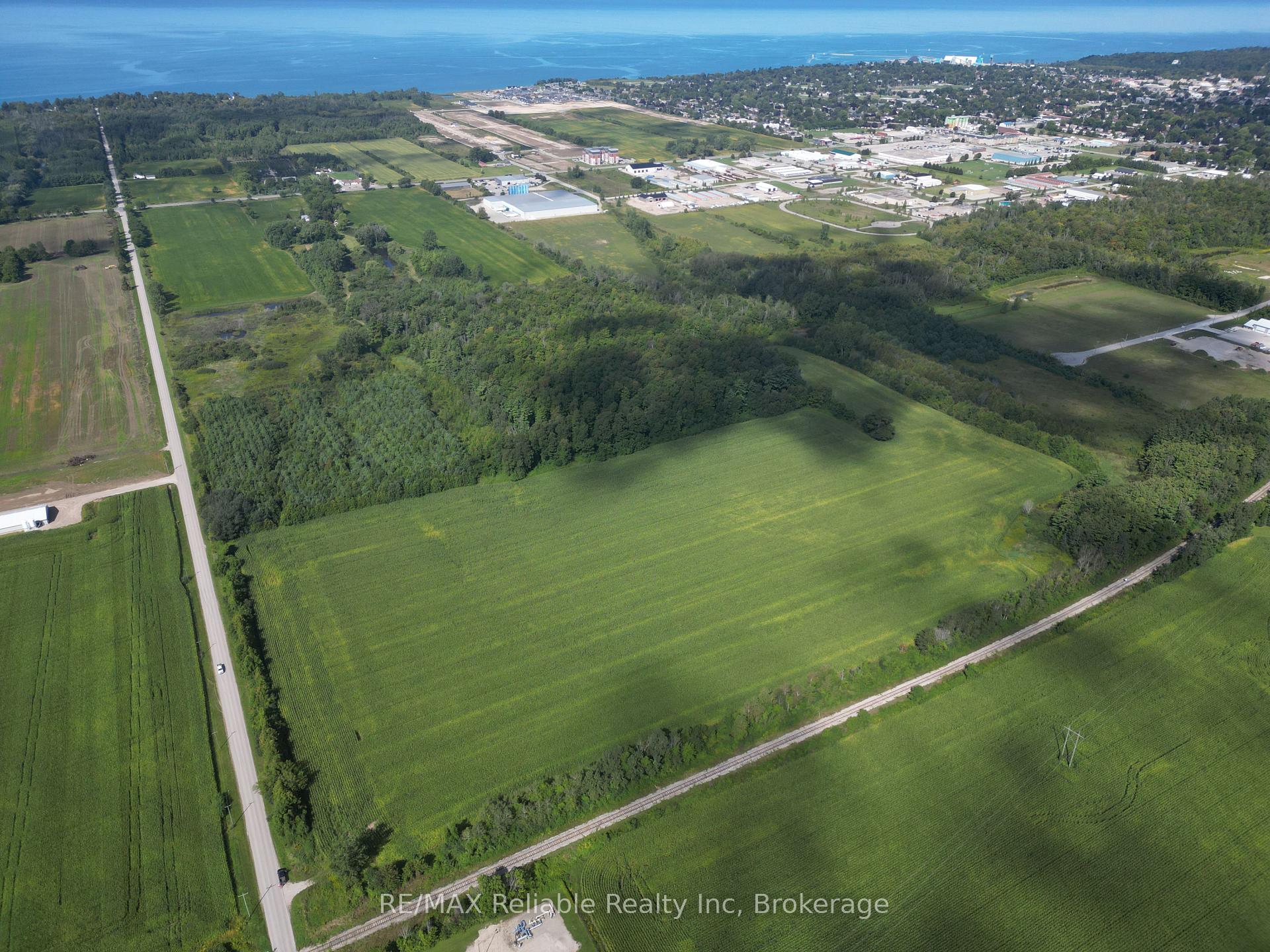 Photo 6 of 79888 Bluewater Highway, Central Huron, Goderich — HOMEH