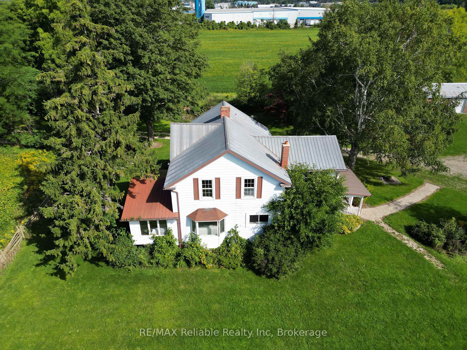 Photo 8 of 79888 Bluewater Highway, Central Huron, Goderich — HOMEH