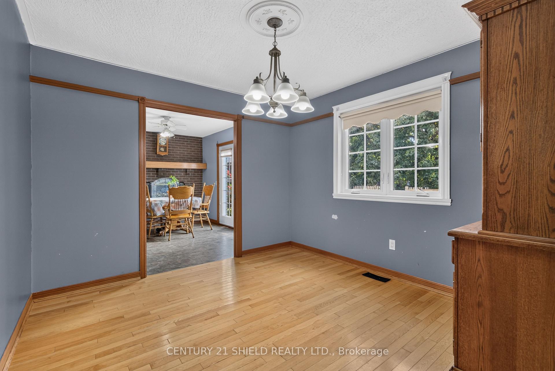 Photo 12 of 868 Laflin Street, Cornwall, Cornwall — HOMEH