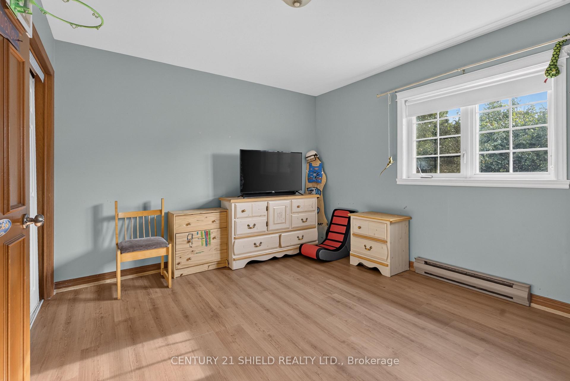 Photo 24 of 868 Laflin Street, Cornwall, Cornwall — HOMEH