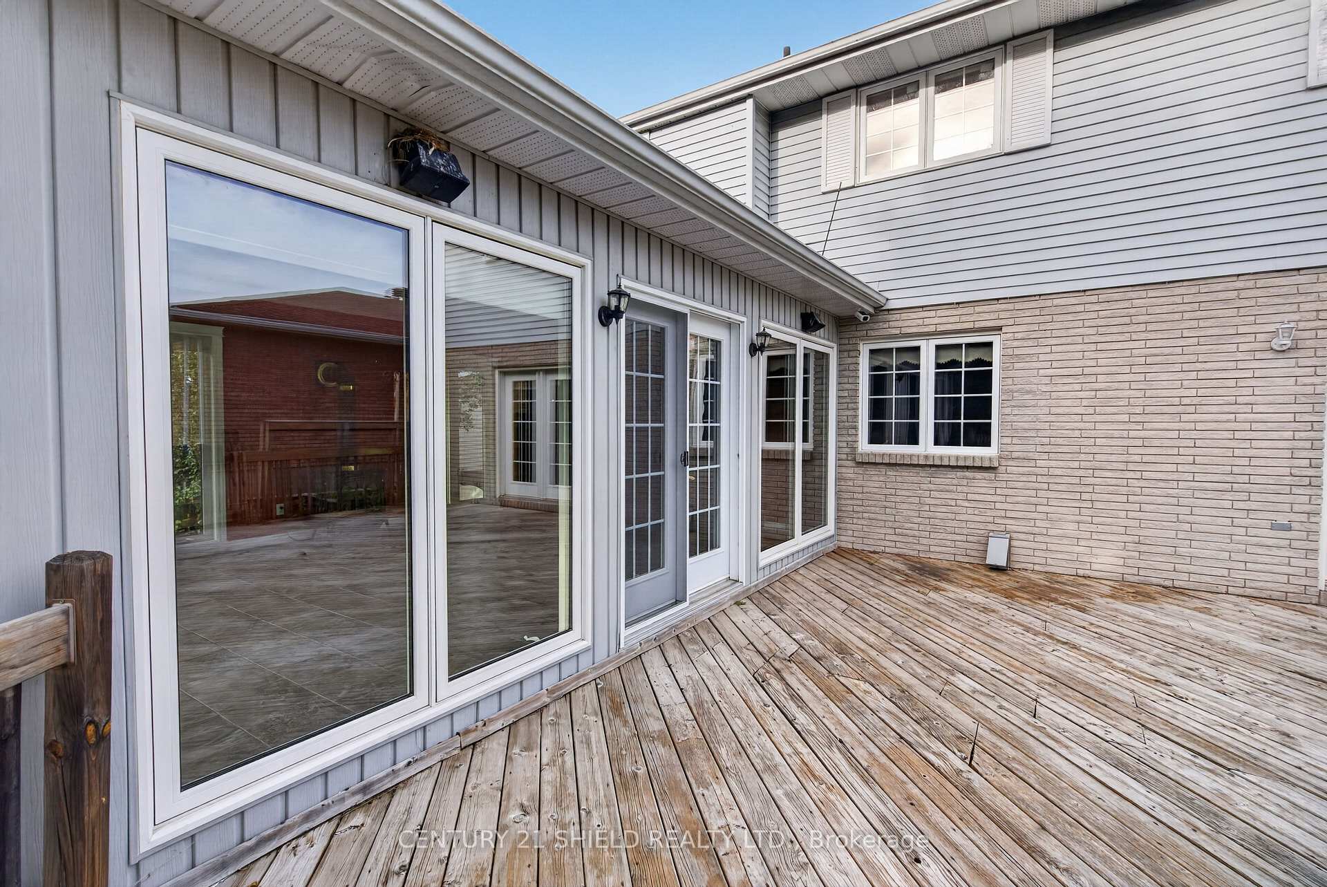 Photo 36 of 868 Laflin Street, Cornwall, Cornwall — HOMEH
