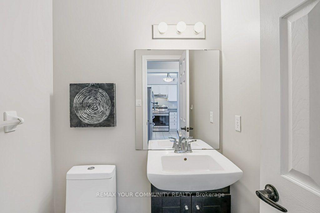 Photo 18 of 37 Brownstone Crescent, Clarington, Courtice — HOMEH