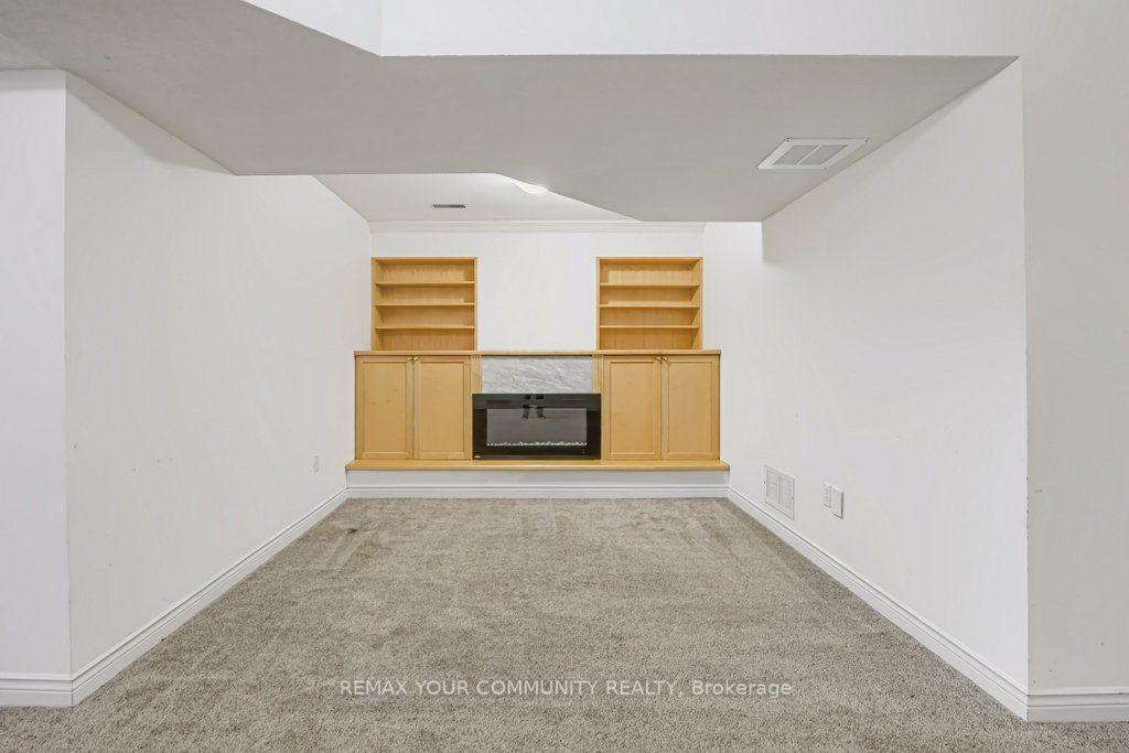 Photo 34 of 37 Brownstone Crescent, Clarington, Courtice — HOMEH