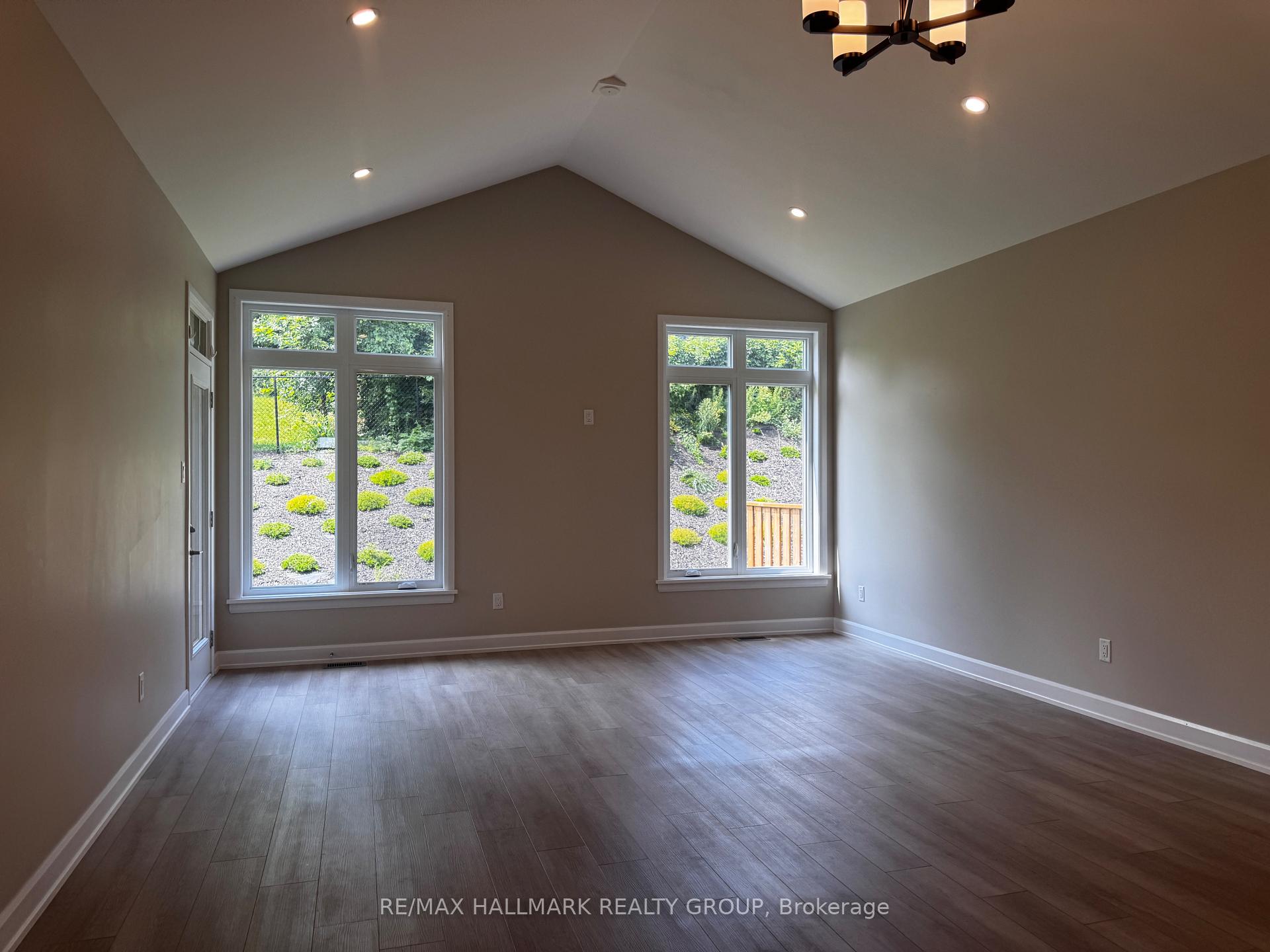 Photo 10 of 1513 Flanders Road, Brockville, Brockville — HOMEH