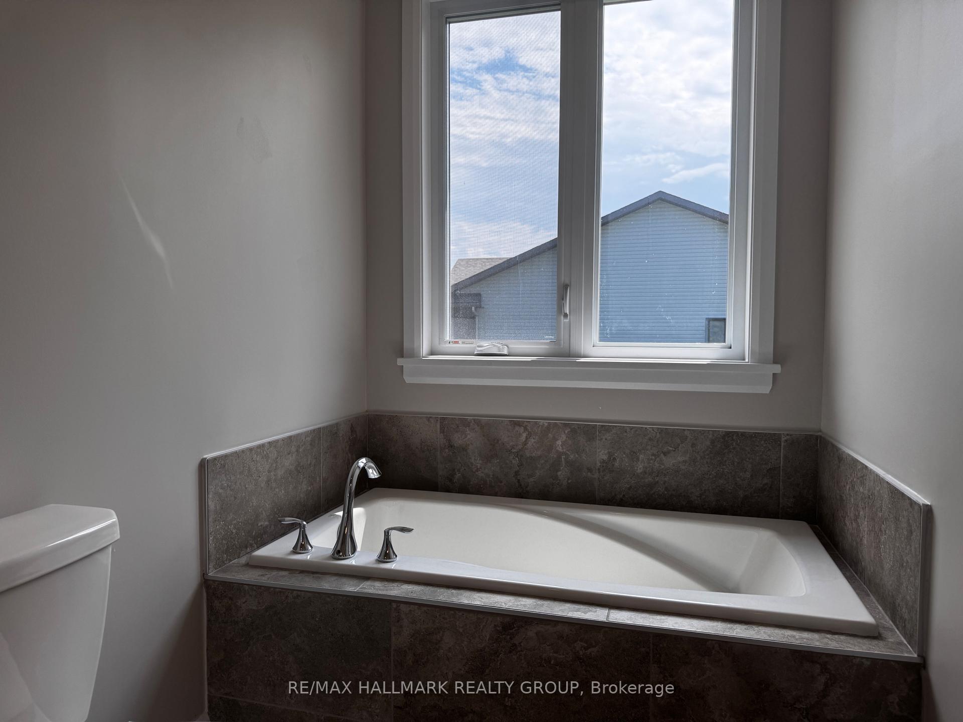 Photo 15 of 1513 Flanders Road, Brockville, Brockville — HOMEH