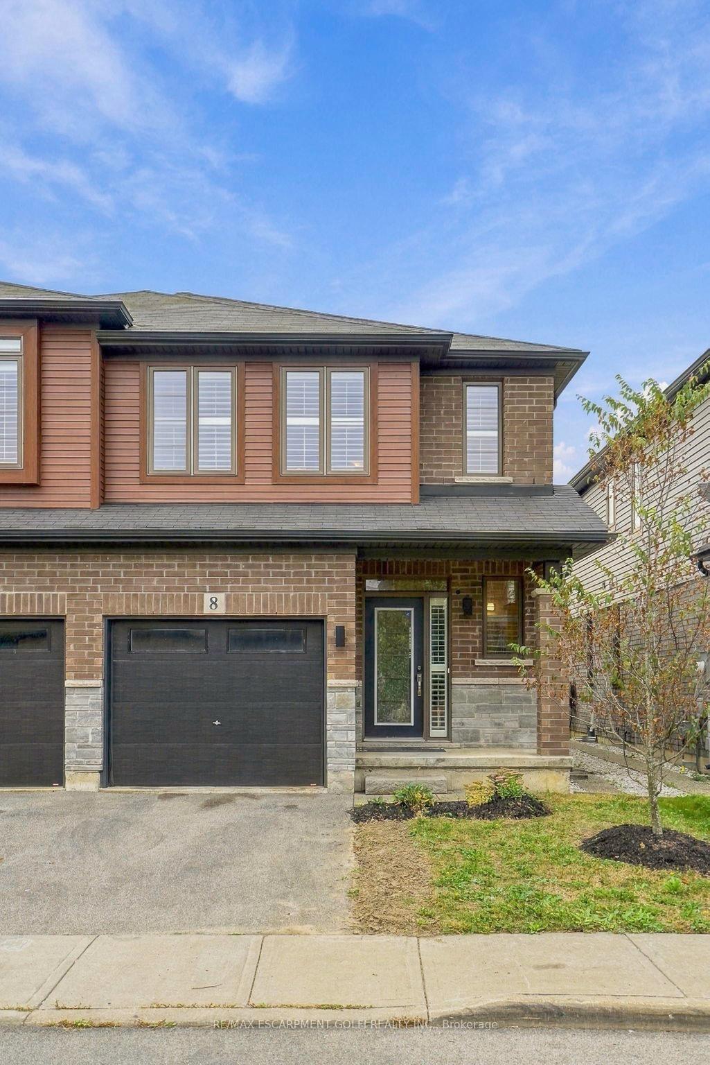 Photo 2 of 8 Rouley Lane, Hamilton, Ancaster — HOMEH