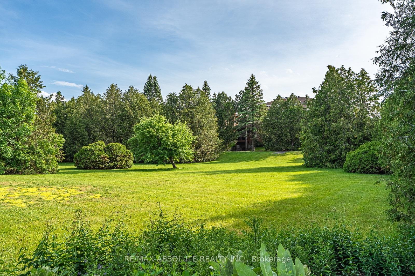 Photo 8 of 206 Stratas Court, Ottawa, Kanata - Katimavik — HOMEH