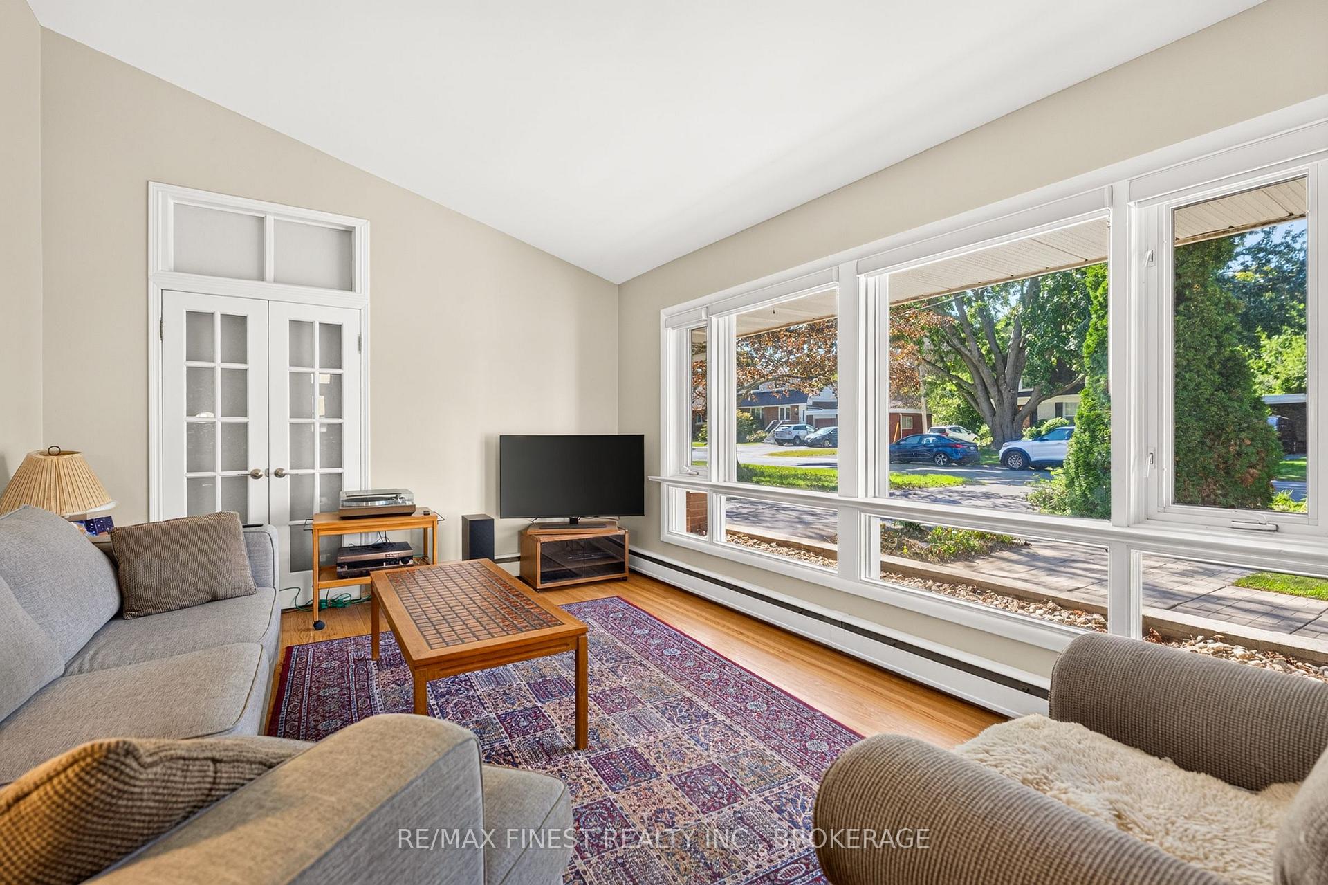 Photo 8 of 19 Wolfe Street, Kingston, Central City West — HOMEH