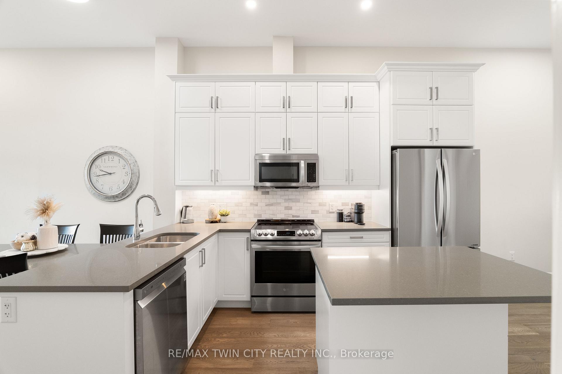 Photo 14 of Unit 207, Building A, 85 A Morrell Street, Brantford, Holmedale — HOMEH