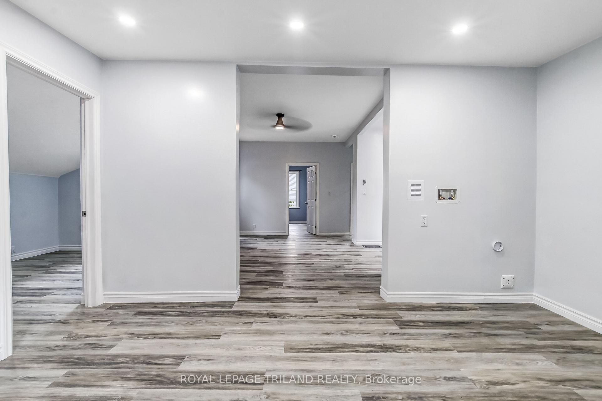 Photo 4 of 56 Mondamin Street, St. Thomas — HOMEH