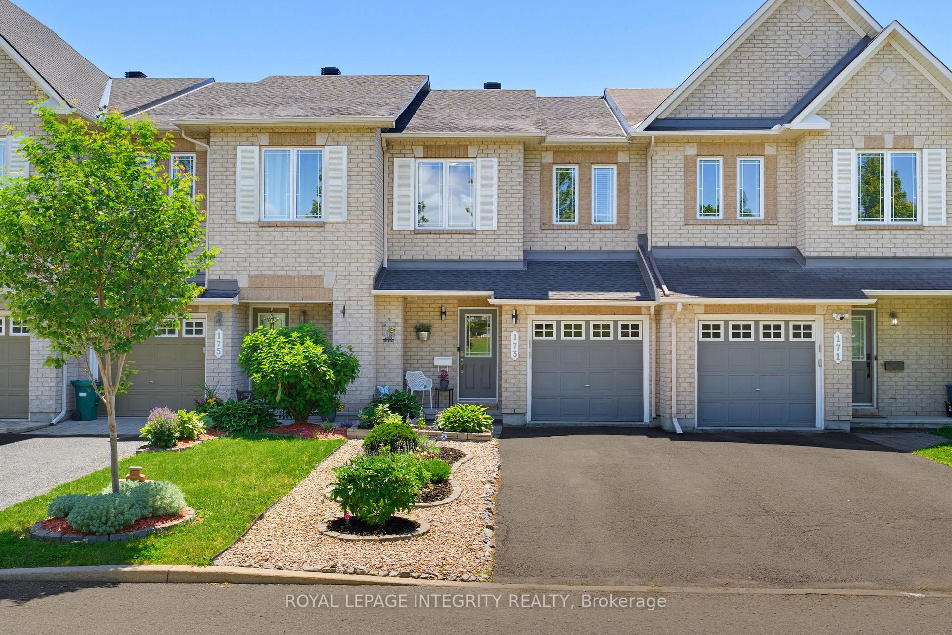 Photo 3 of 173 Silvermoon Crescent, Ottawa, Avalon East — HOMEH