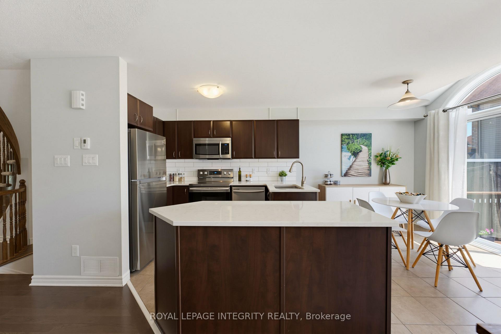 Photo 15 of 173 Silvermoon Crescent, Ottawa, Avalon East — HOMEH