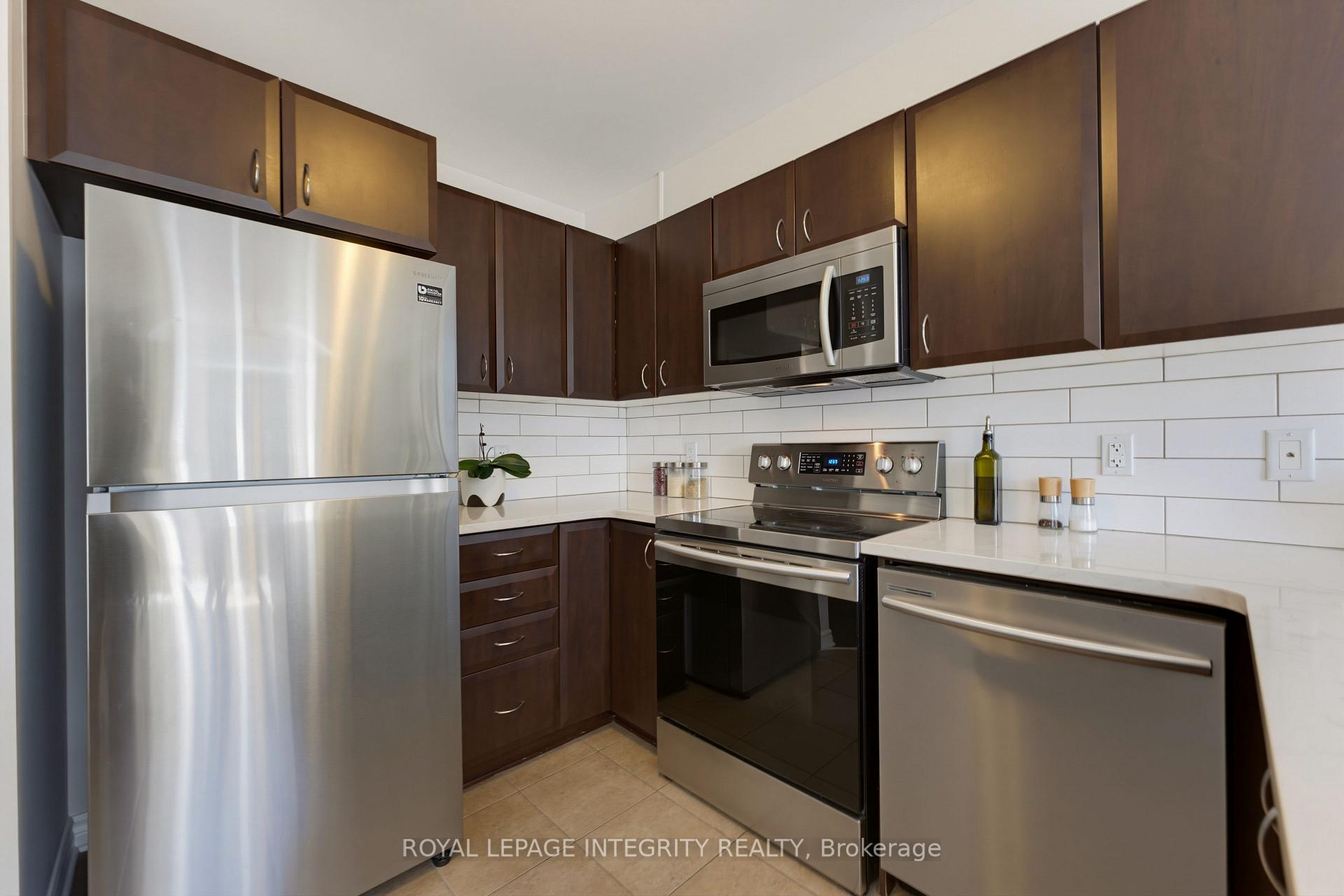 Photo 16 of 173 Silvermoon Crescent, Ottawa, Avalon East — HOMEH