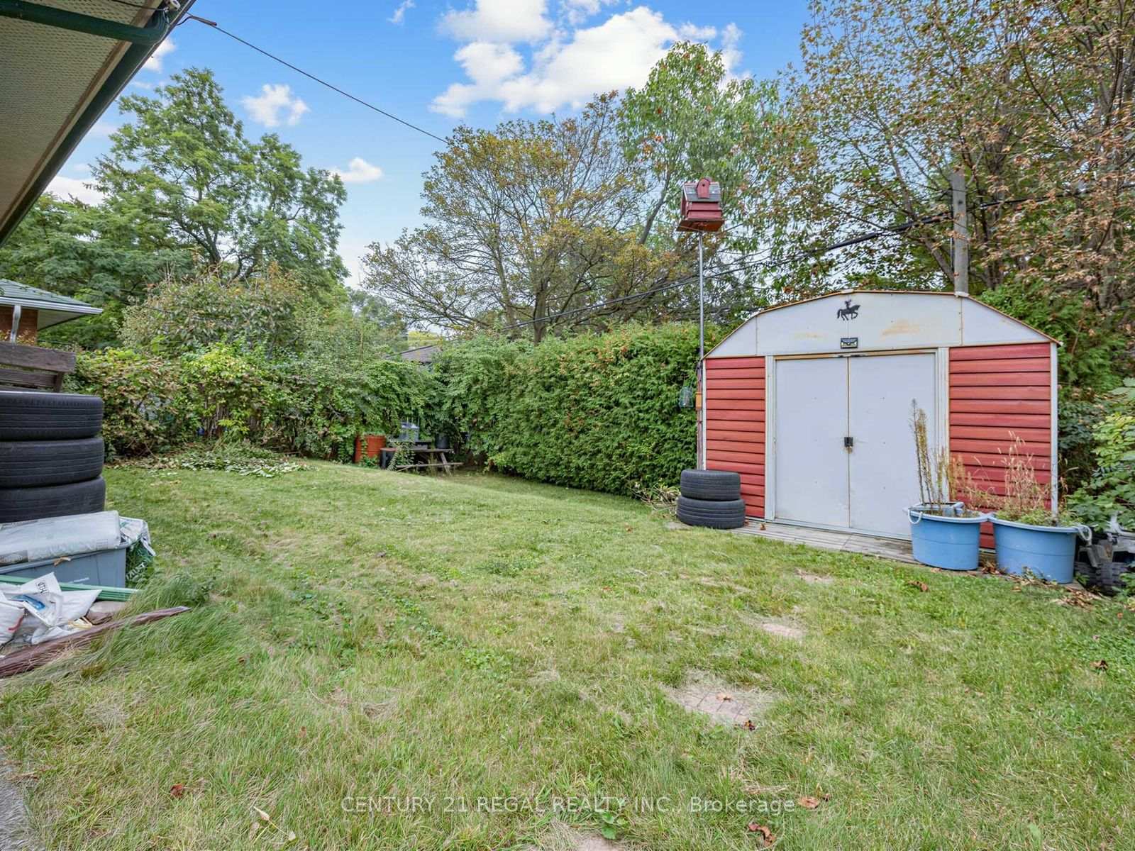 Photo 33 of 121 Janray Drive, Scarborough, Woburn — HOMEH