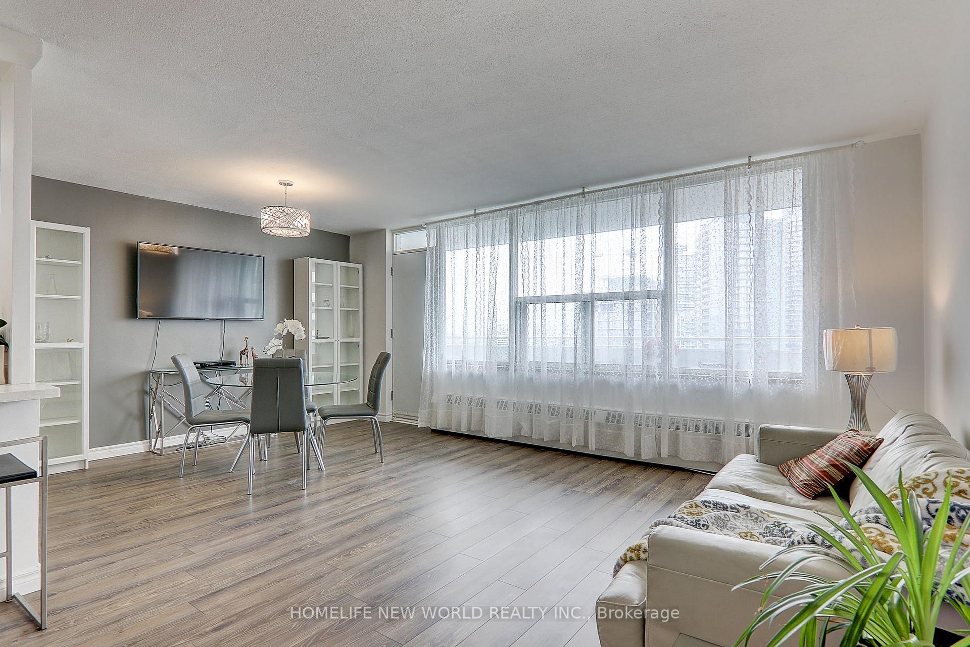 Photo 2 of Unit 1412, 10 Parkway Forest Drive, North York, Henry Farm — HOMEH