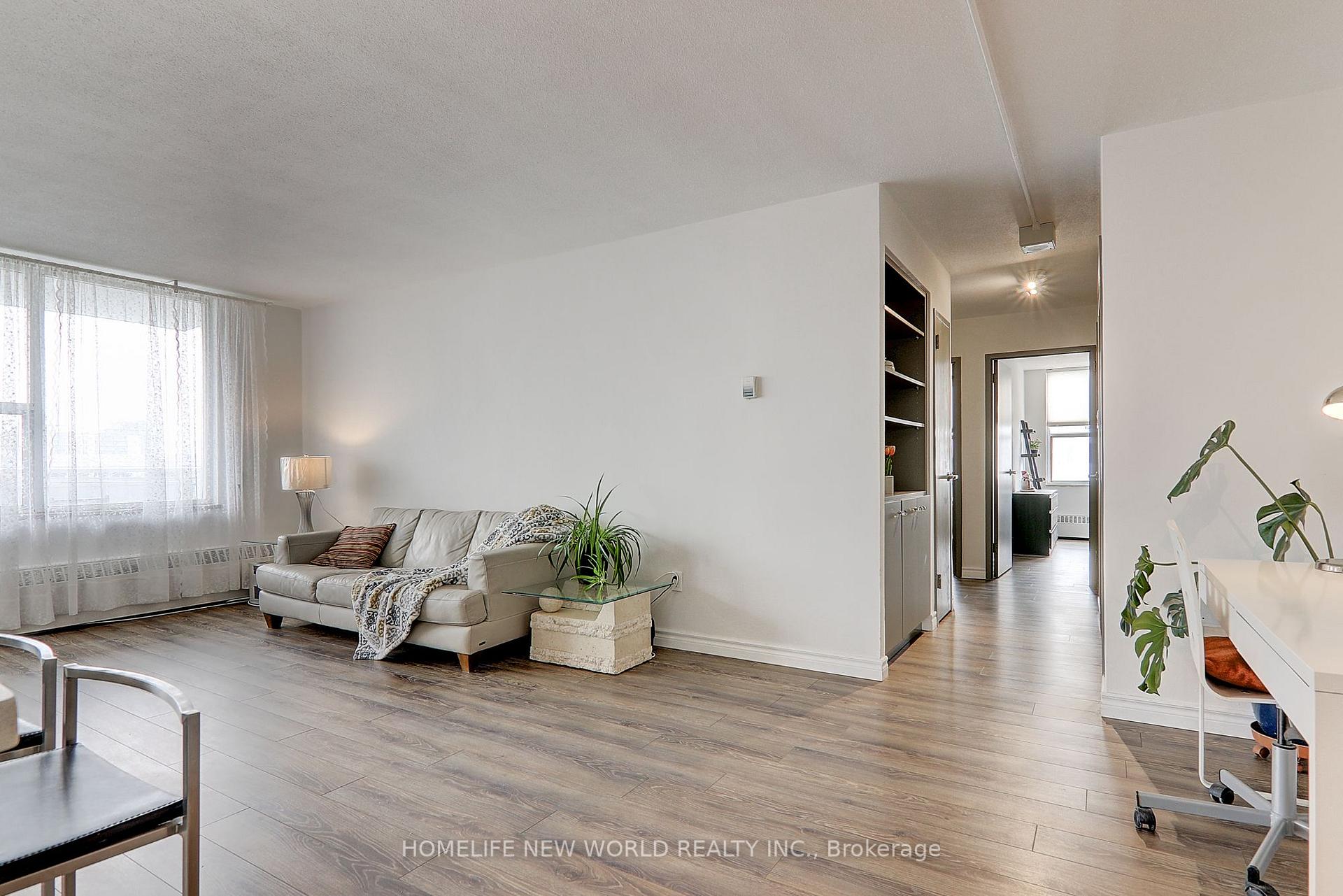 Photo 7 of Unit 1412, 10 Parkway Forest Drive, North York, Henry Farm — HOMEH
