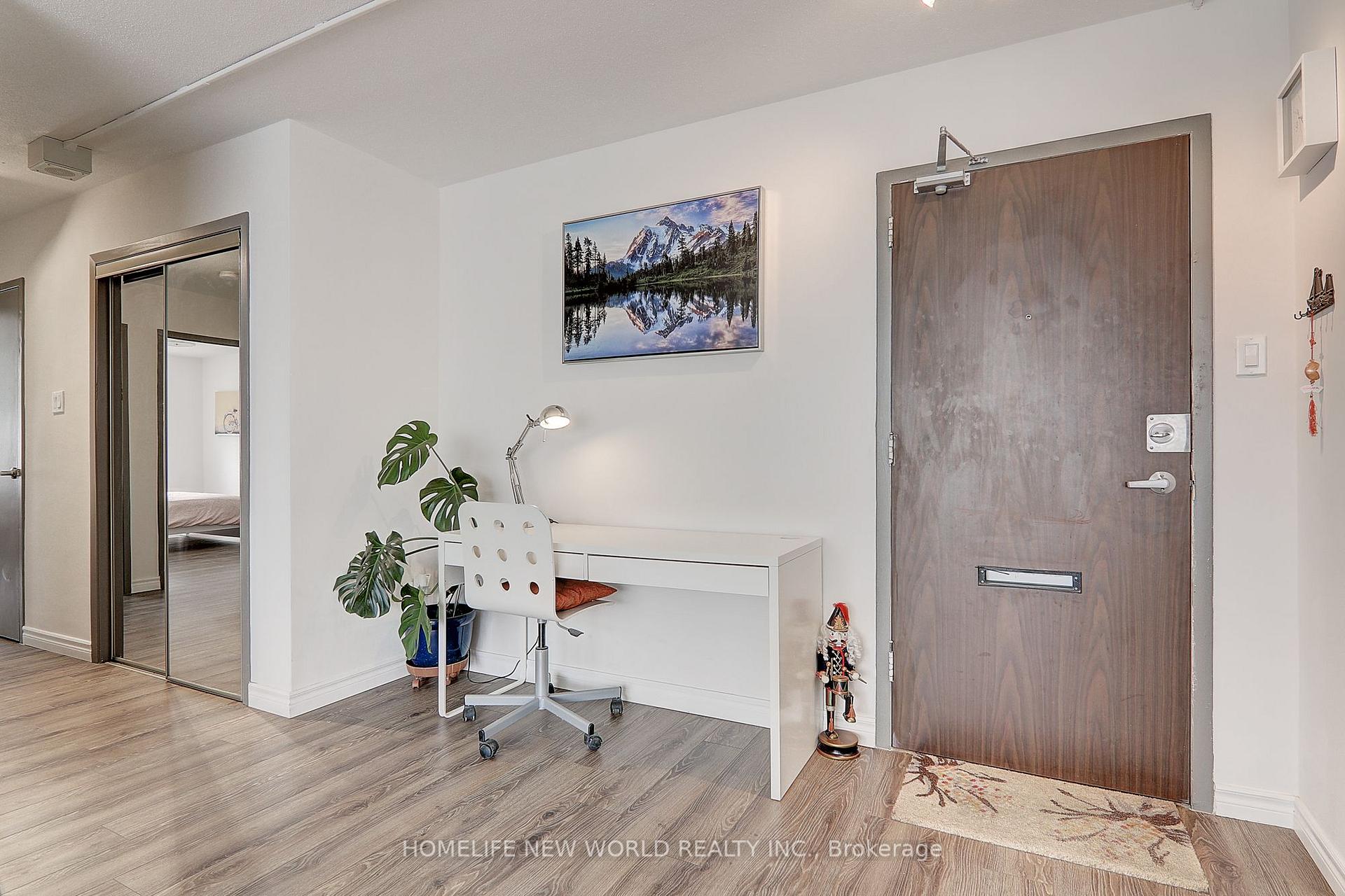 Photo 8 of Unit 1412, 10 Parkway Forest Drive, North York, Henry Farm — HOMEH