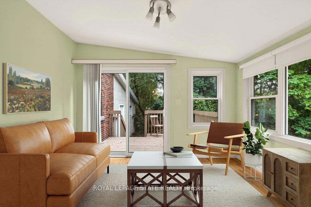 Photo 13 of 64 Tweedsmuir Avenue, Hamilton, Dundas — HOMEH