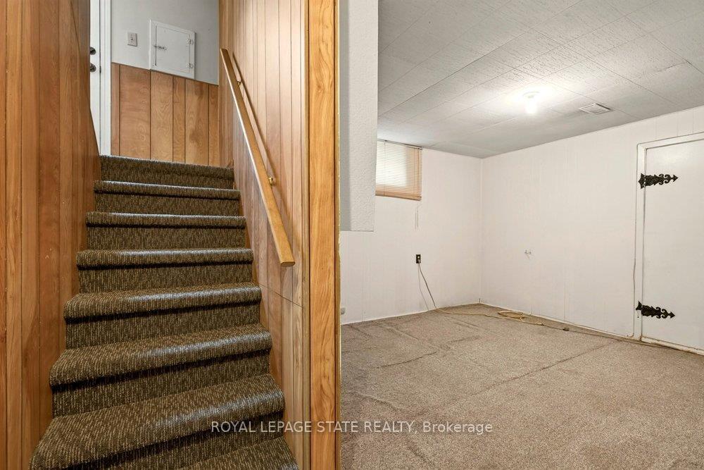 Photo 34 of 64 Tweedsmuir Avenue, Hamilton, Dundas — HOMEH