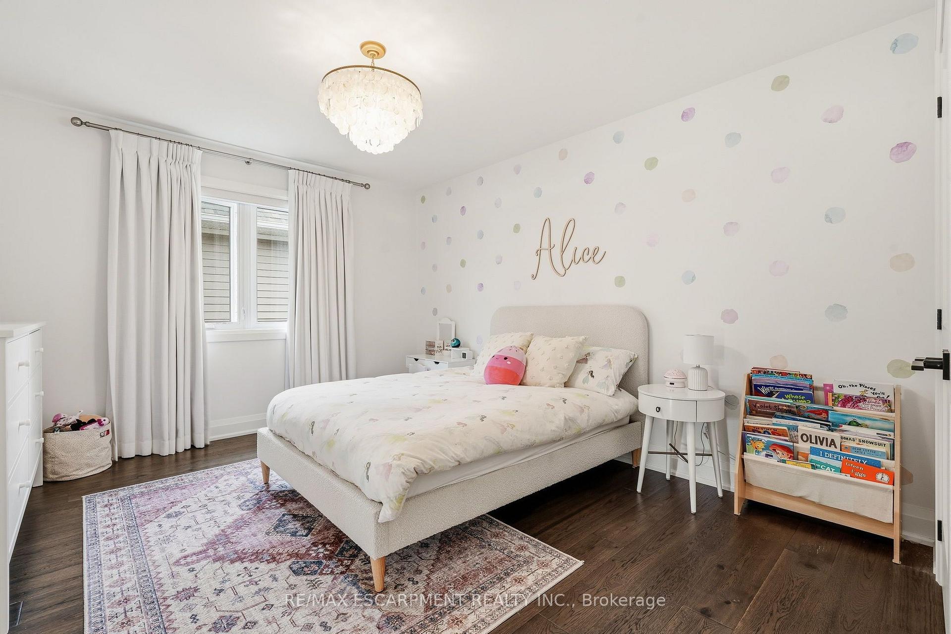 Photo 36 of 420 Oakwood Drive, Burlington, Roseland — HOMEH