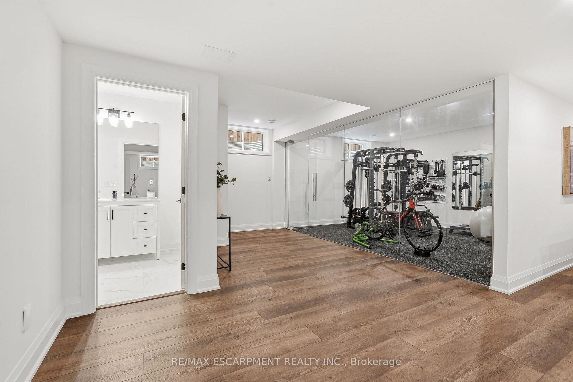 Photo 39 of 420 Oakwood Drive, Burlington, Roseland — HOMEH